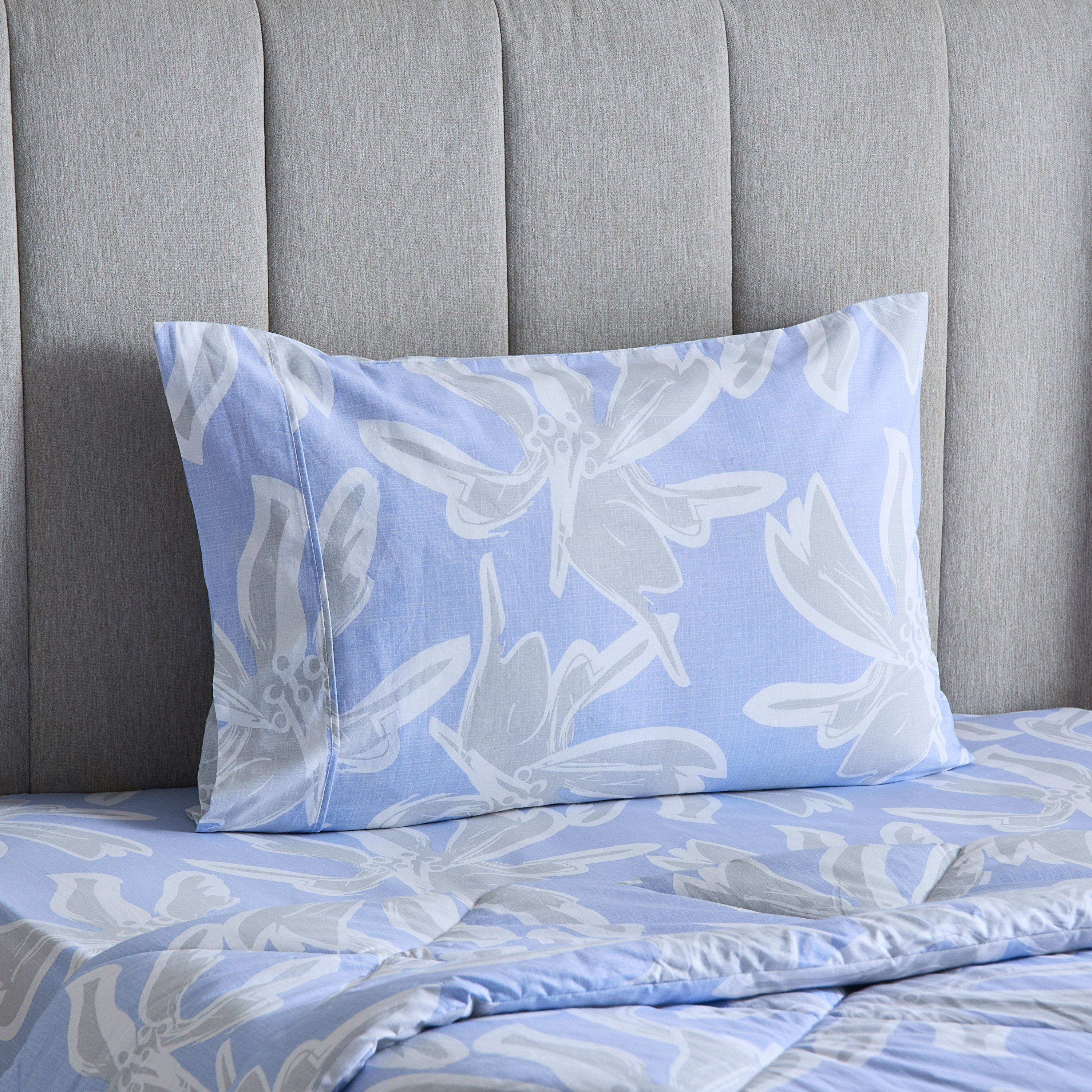 طقم لحاف فردي بطبعات قطن من قطعتين - مالطا إيفلين - 135×220 سم-hbxhomeware-hbxdecorandfurnishings-image-1