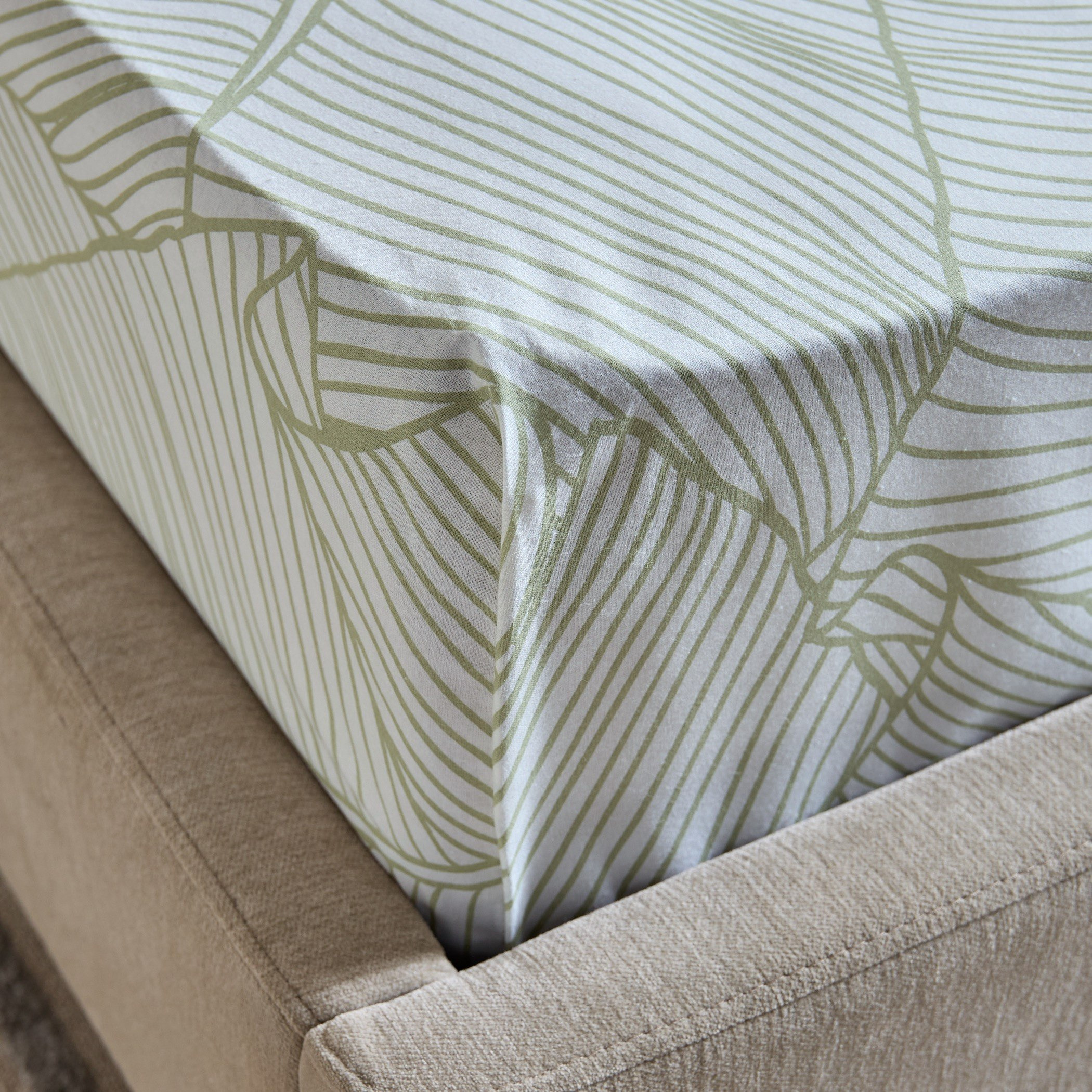 Malta-Sylva Printed Cotton Twin Flat Sheet - 170x260 cm-hbxhomeware-hbxbedroom-image-4
