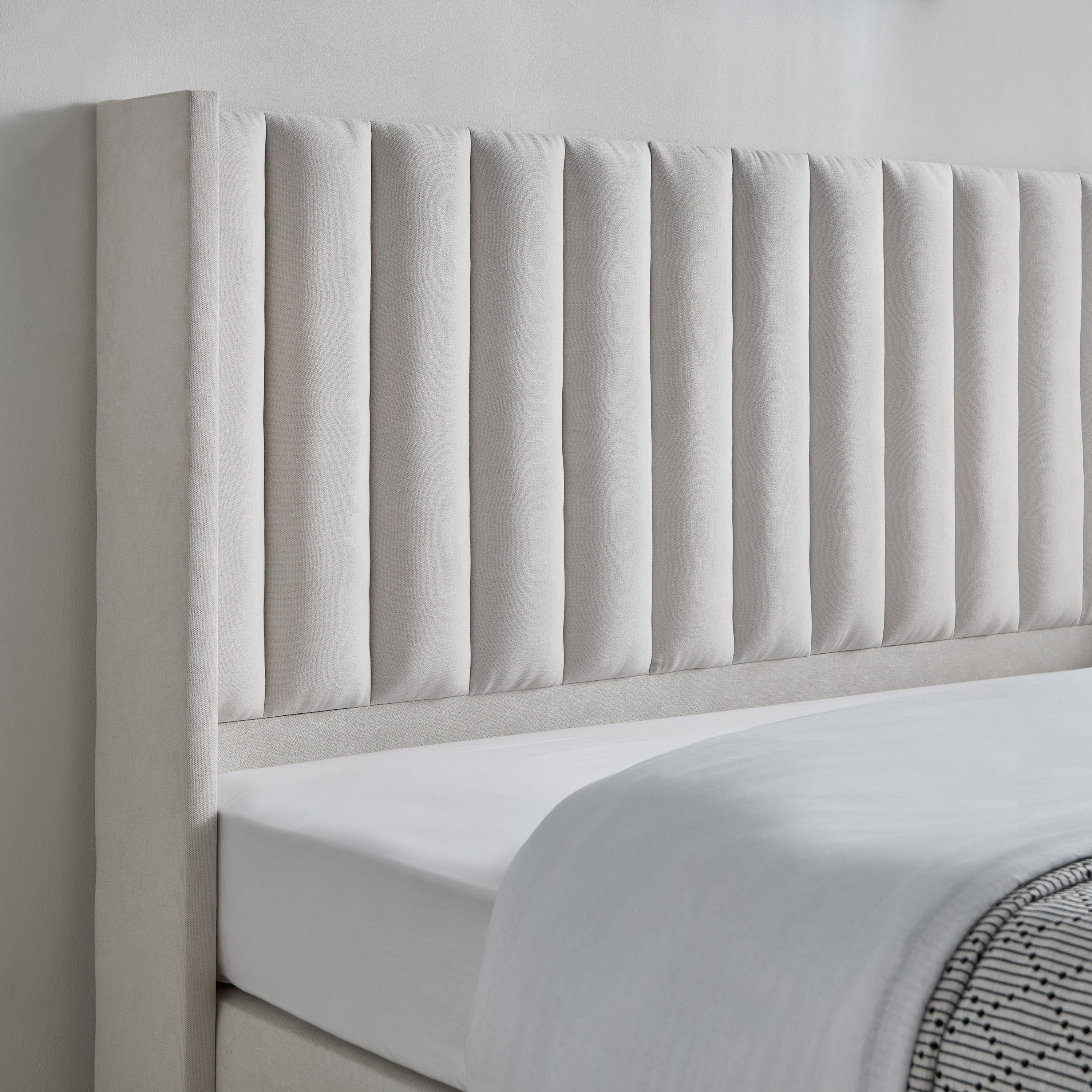Curvy Wing Back Super King Upholstered Bed - 200x200 cm-hbxbedroom-bedsandbedsets-beds-superking-image-3