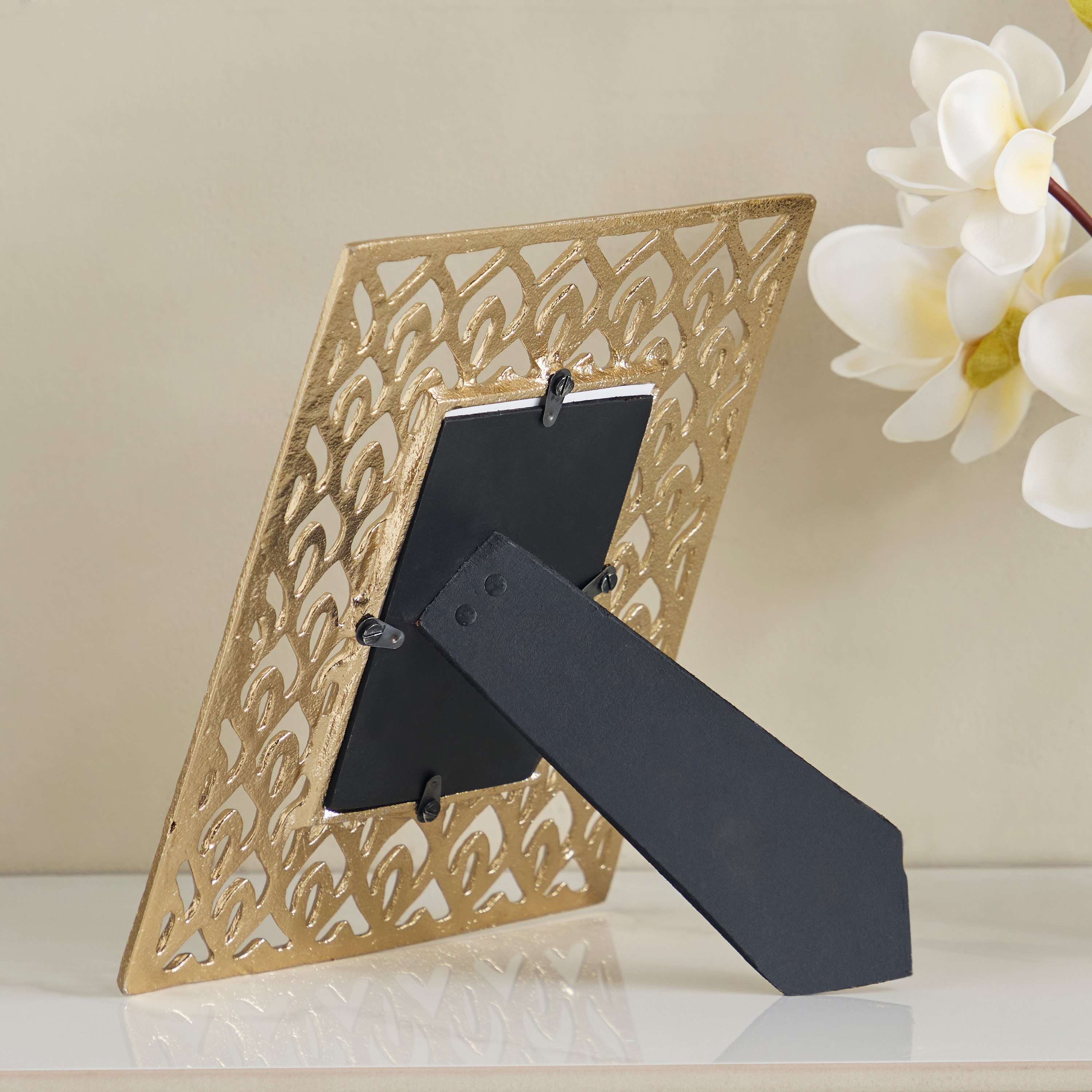برواز صورة فردية ألومنيوم بتصاميم مفرغة من أوزاوا - 23x2x29 سم-hbxbedroom-decorandaccessories-photoframes-image-3