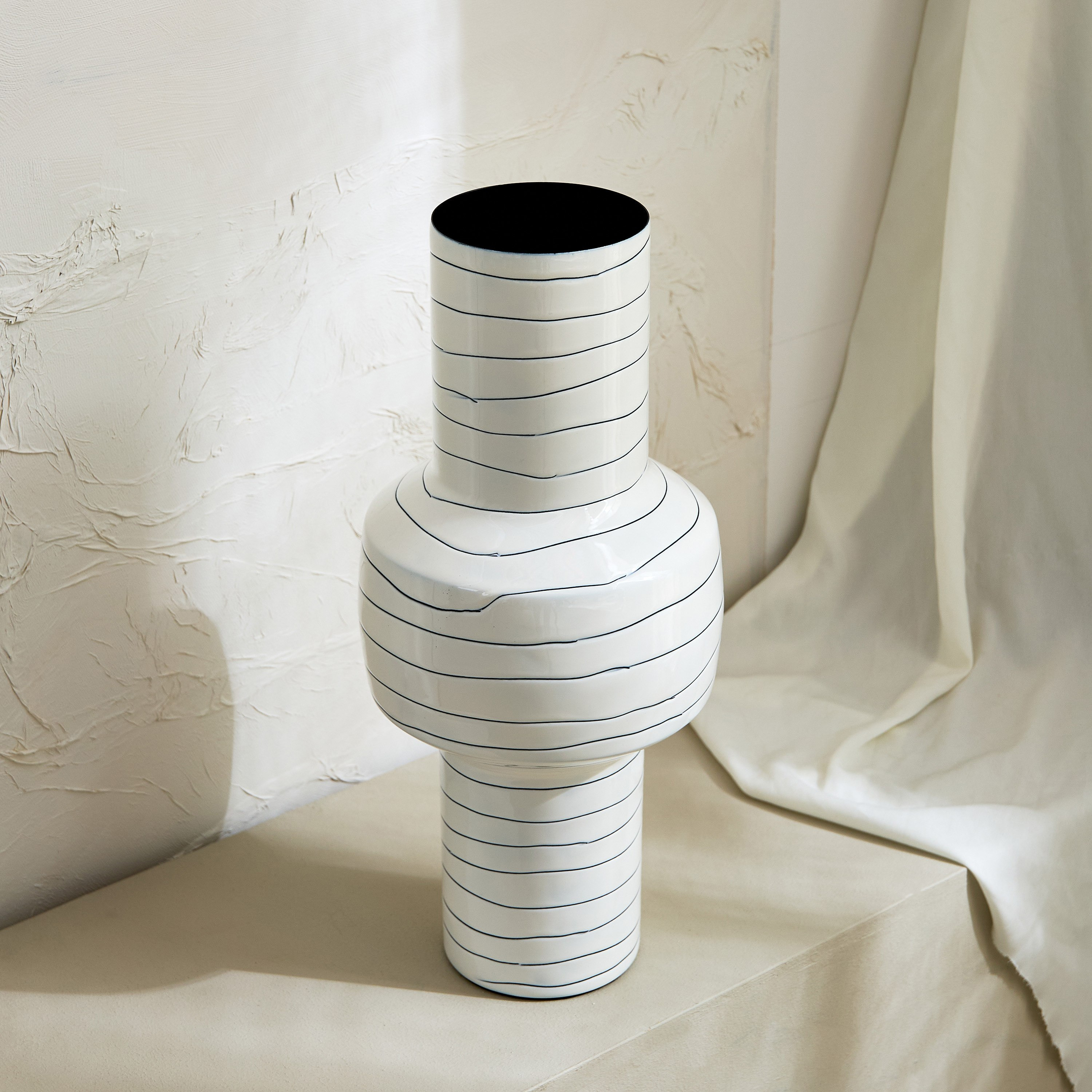 Fylis Metal Sketchy Finish Vase - 18x18x41 cm-hbxbedroom-decorandaccessories-vases-image-1