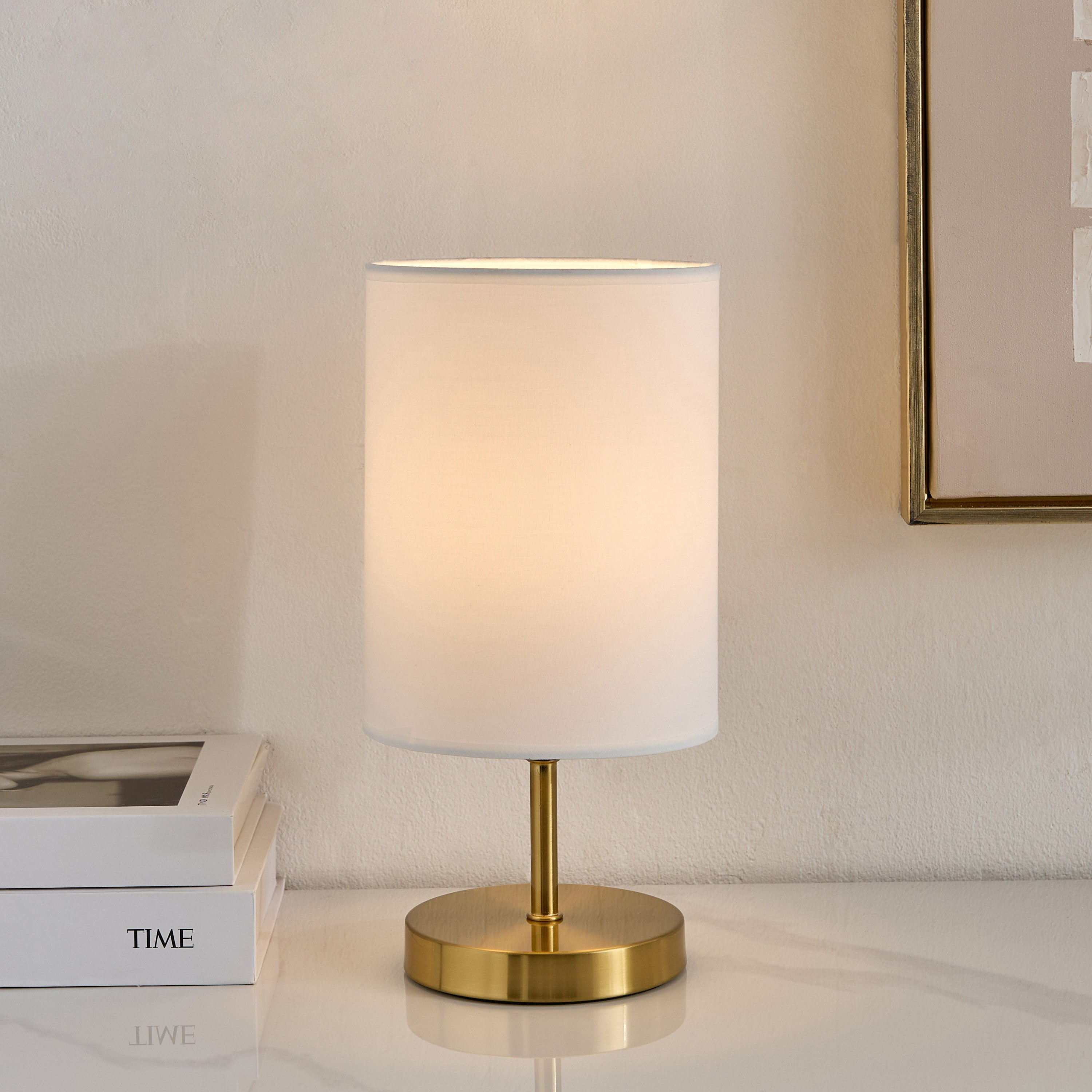 Glen Metal Table Lamp with Linen Shade - 15x15x30 cm-hbxlivingroom-lighting-tablelamps-image-2