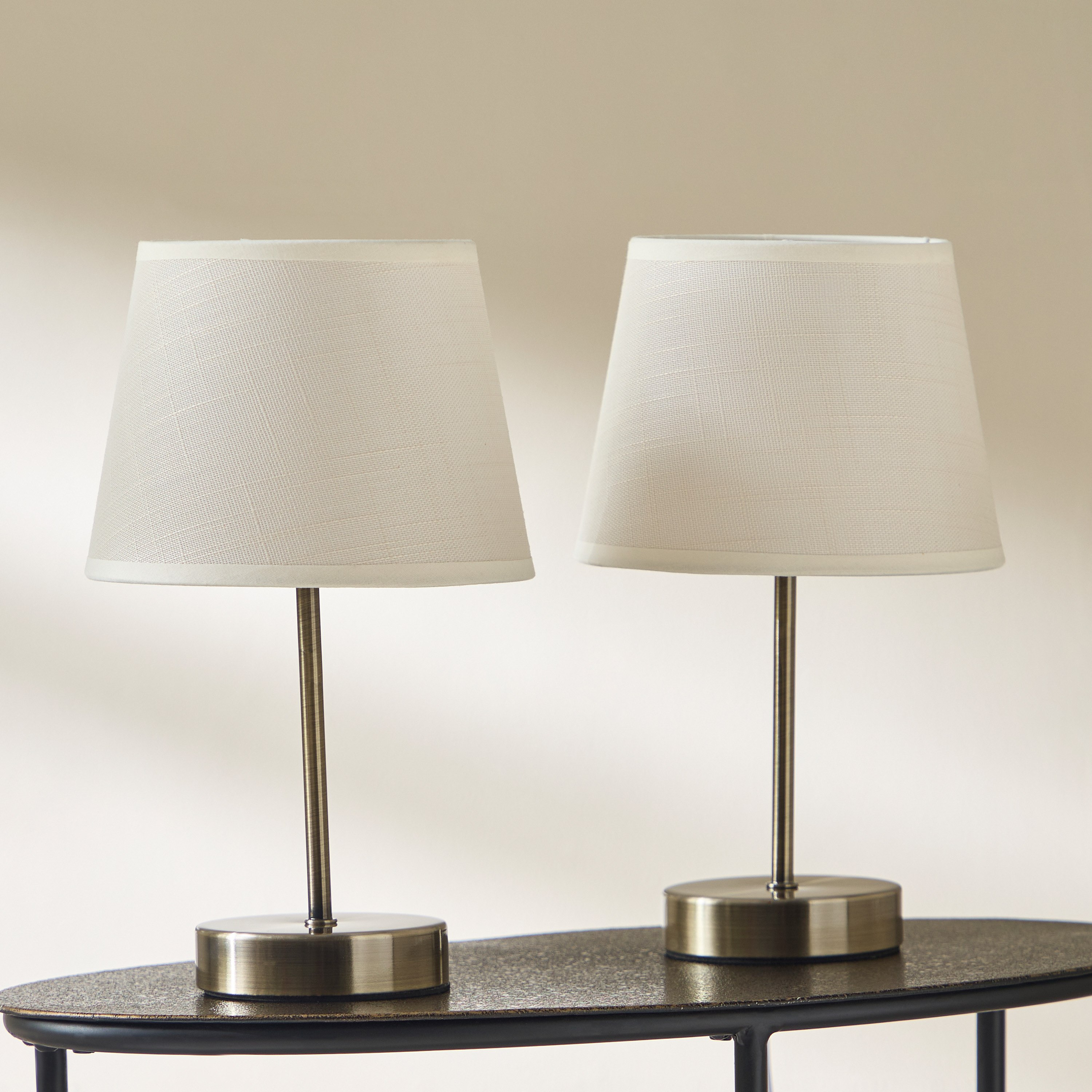 طقم مصابيح طاولة معدنية مع غطاء كتان قطعتين من إمزي - 30 سم-hbxlivingroom-lighting-tablelamps-image-1