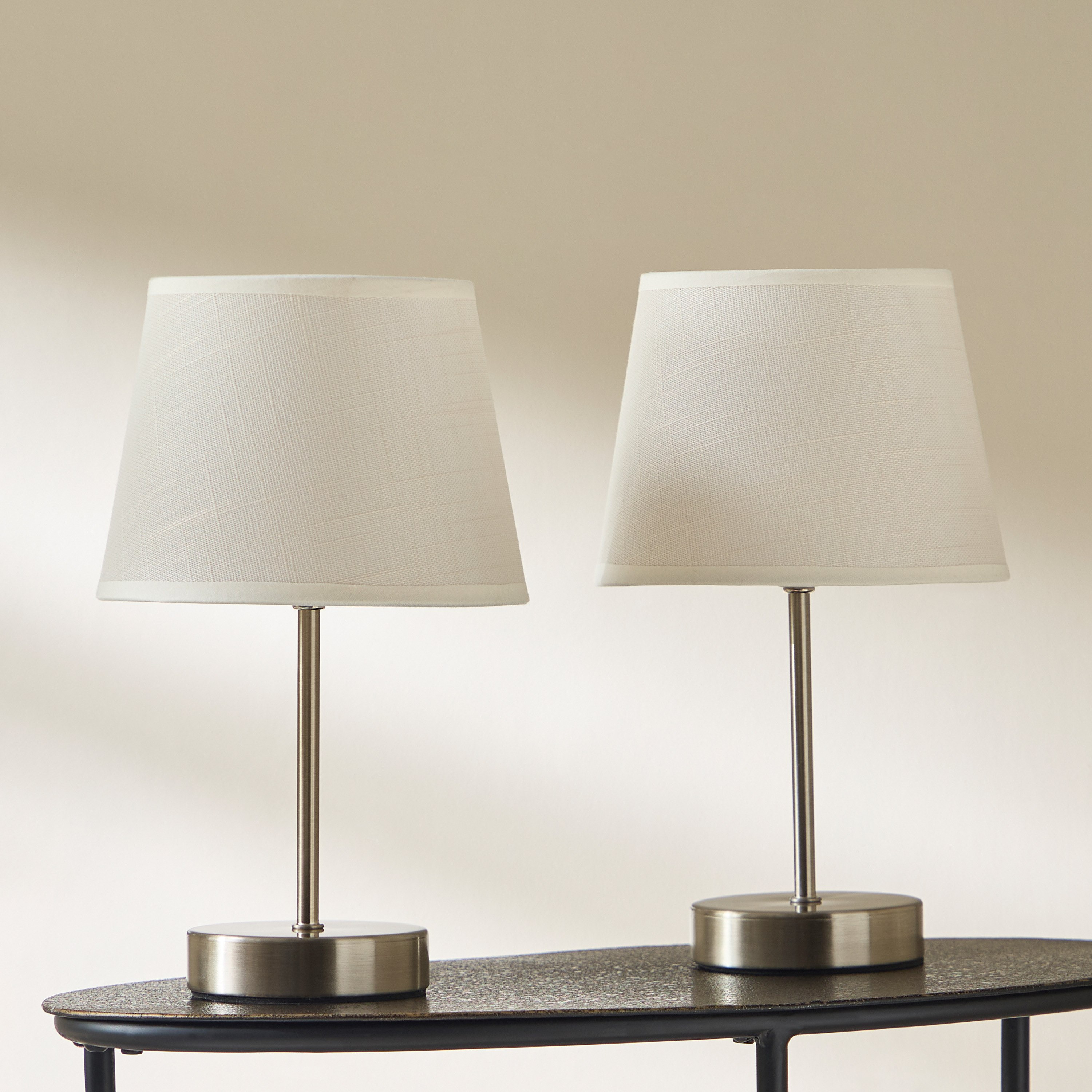 طقم مصابيح طاولة معدنية مع غطاء كتان قطعتين من إمزي - 30 سم-hbxlivingroom-lighting-tablelamps-image-2