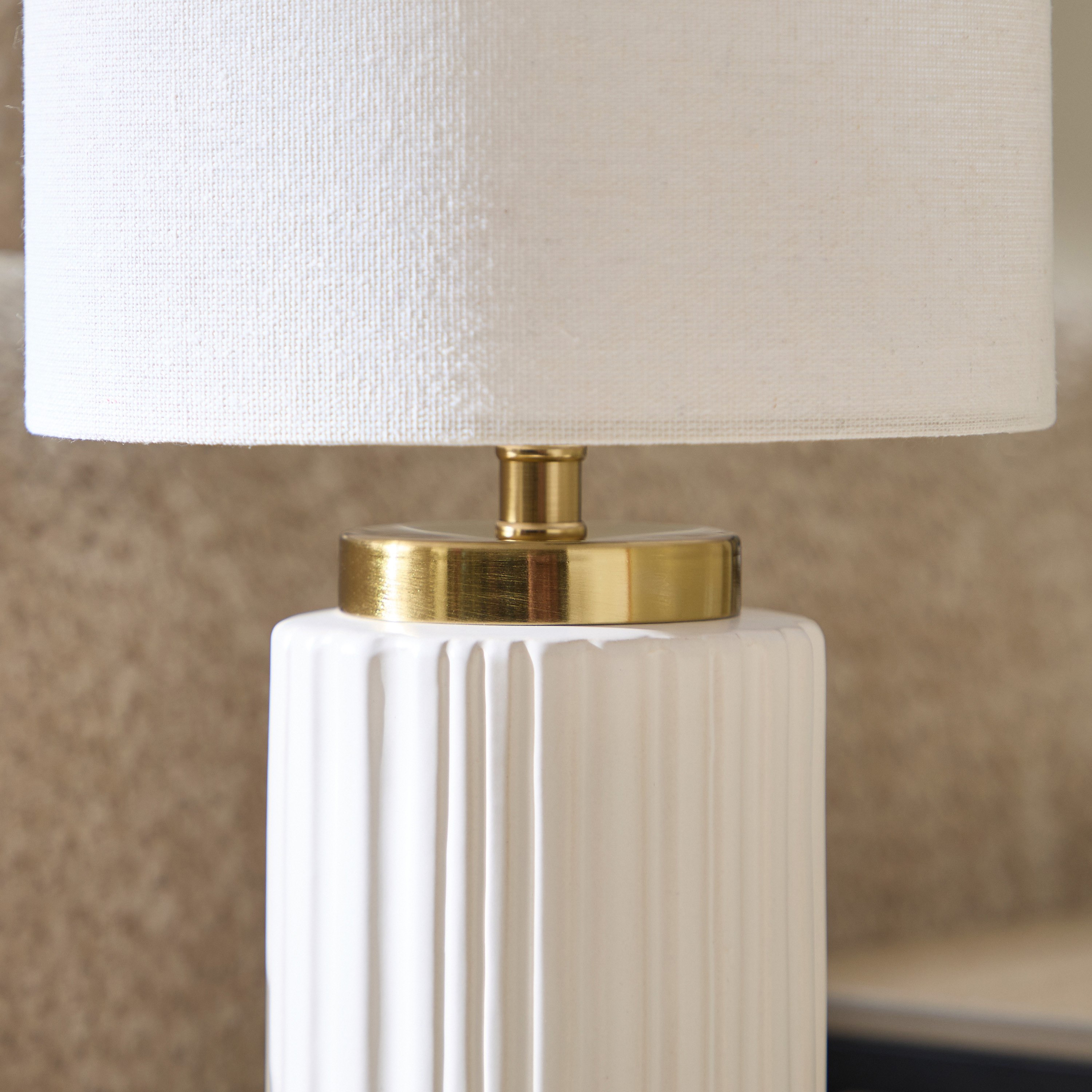 مصباح طاولة سيراميك مع غطاء كتان من إمزي - 38.5 سم-hbxlivingroom-lighting-tablelamps-image-3
