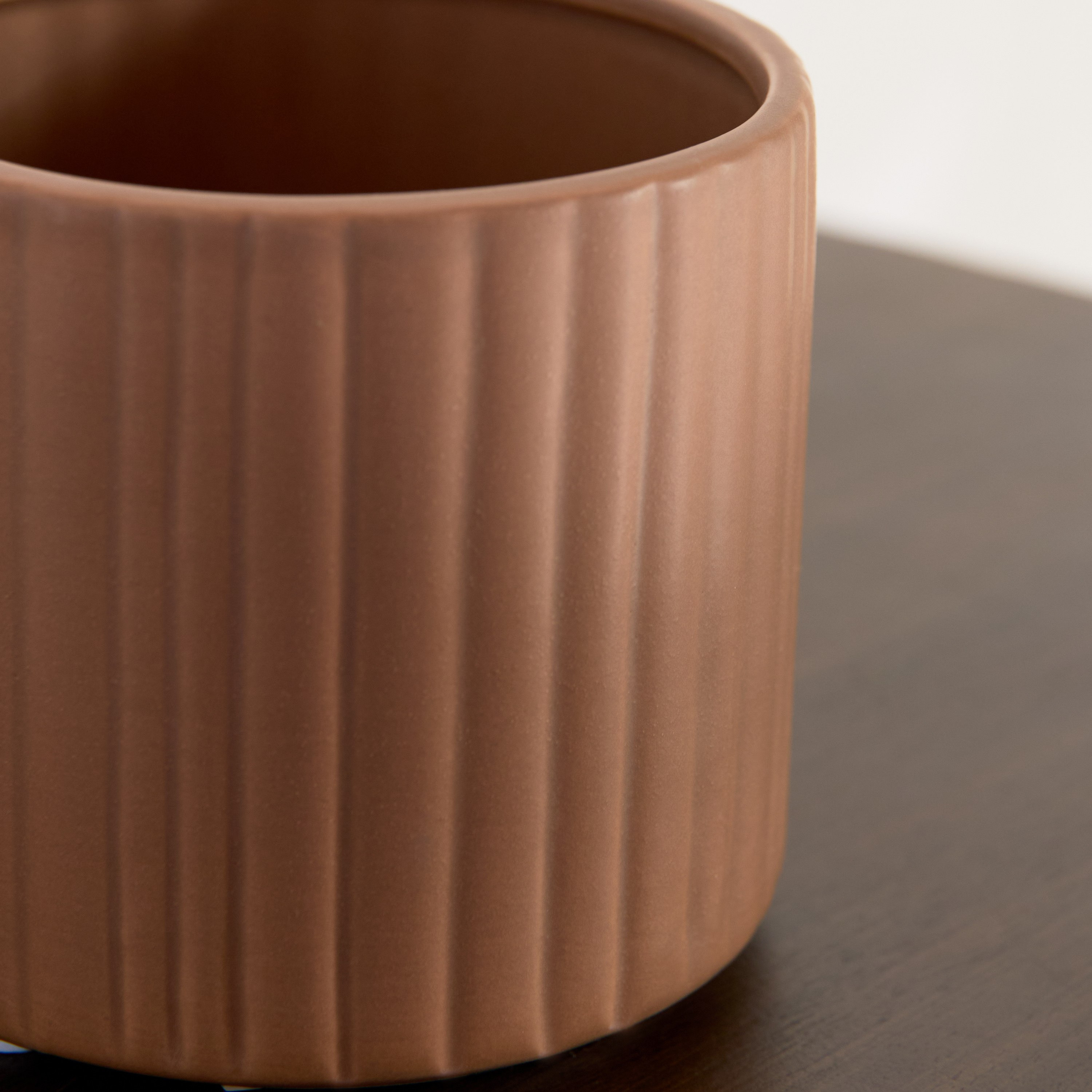 Vesus Dolomite Ribbed Plant Pot - 10.5x10.5x9.5 cm-hbxlivingroom-decorandaccessories-plantersandurns-image-3