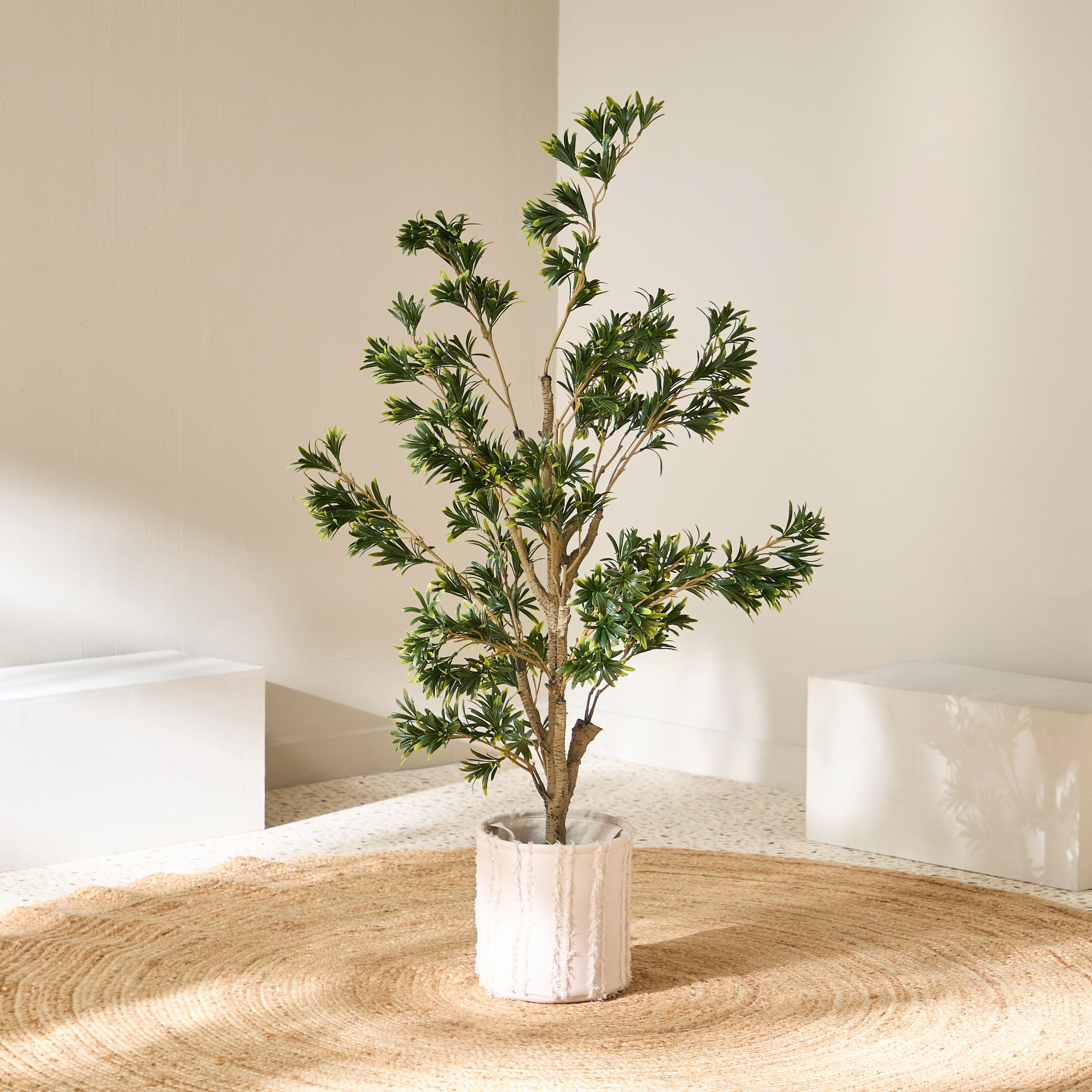 شجرة بودوكاربوس صناعية من تيودورا - 100 سم-hbxdecorandfurnishings-homeaccessories-artificialflowersandplants-image-1