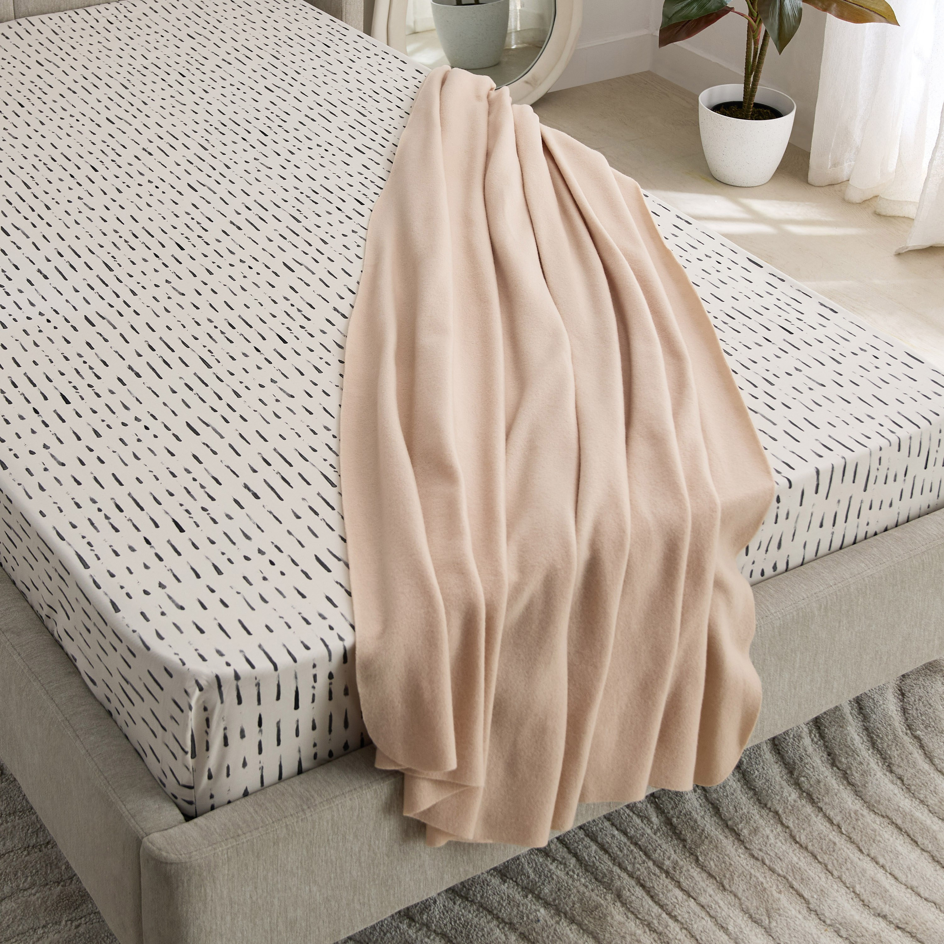 Atlanta Solid Recycled Polar Fleece Twin Blanket - 150x200 cm-hbxhomeware-hbxbedroom-image-4