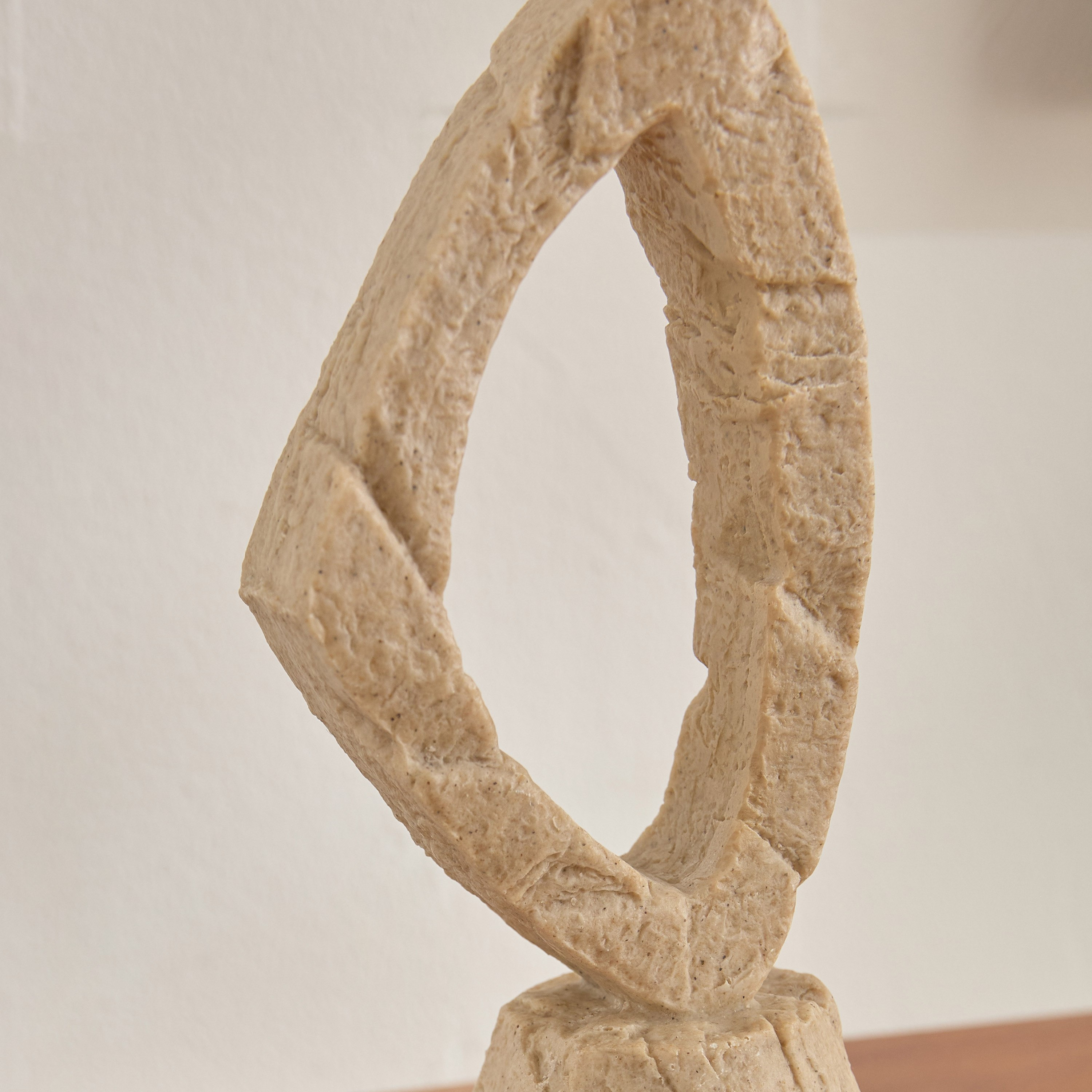 قطعة ديكور ترافرتين - وايتون - 19x7x8.8 سم-hbxhomeware-homedecor-figurinesandornaments-image-3
