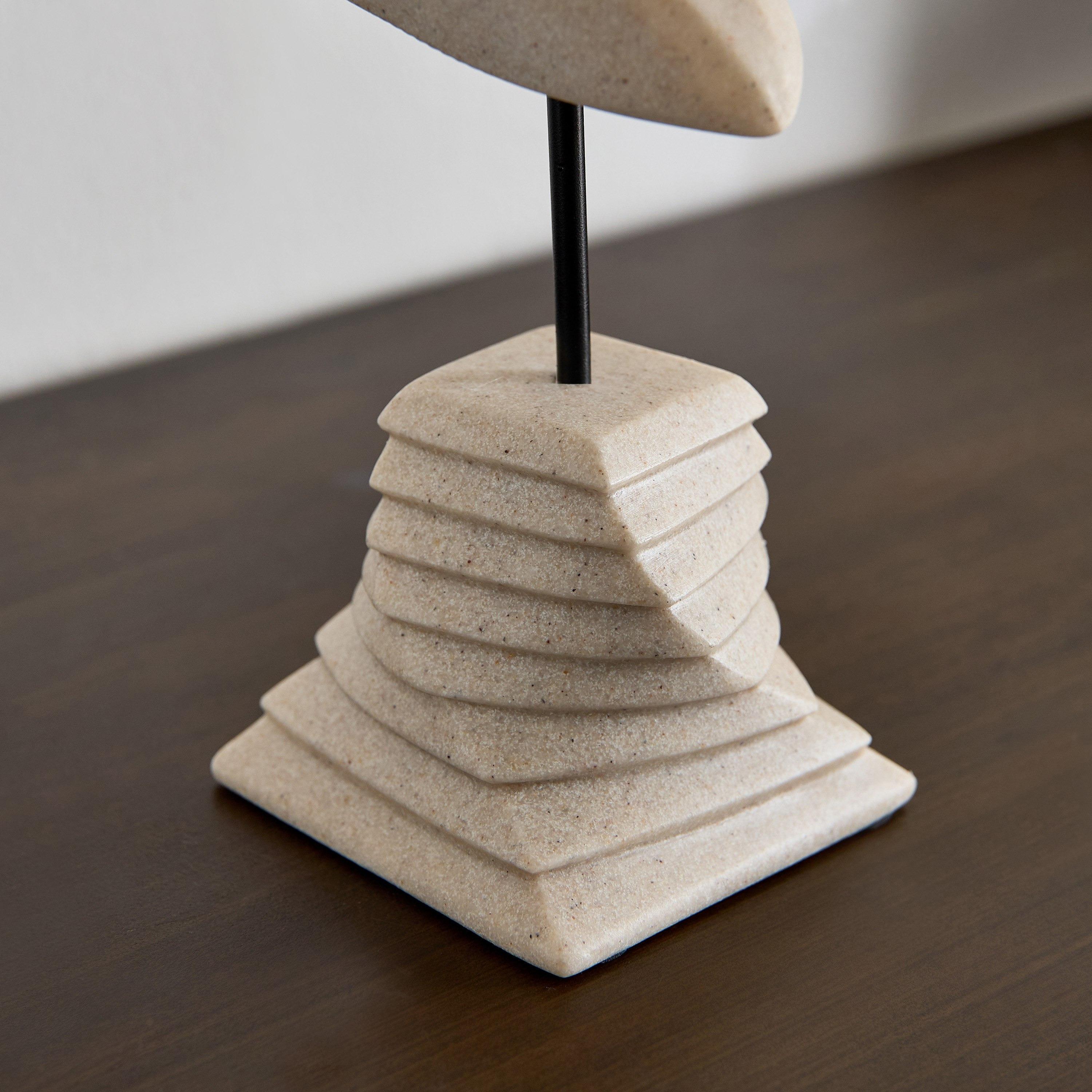 قطعة ديكور مضلعة من سيلتون - 21x8x14 سم-hbxhomeware-homedecor-figurinesandornaments-image-4