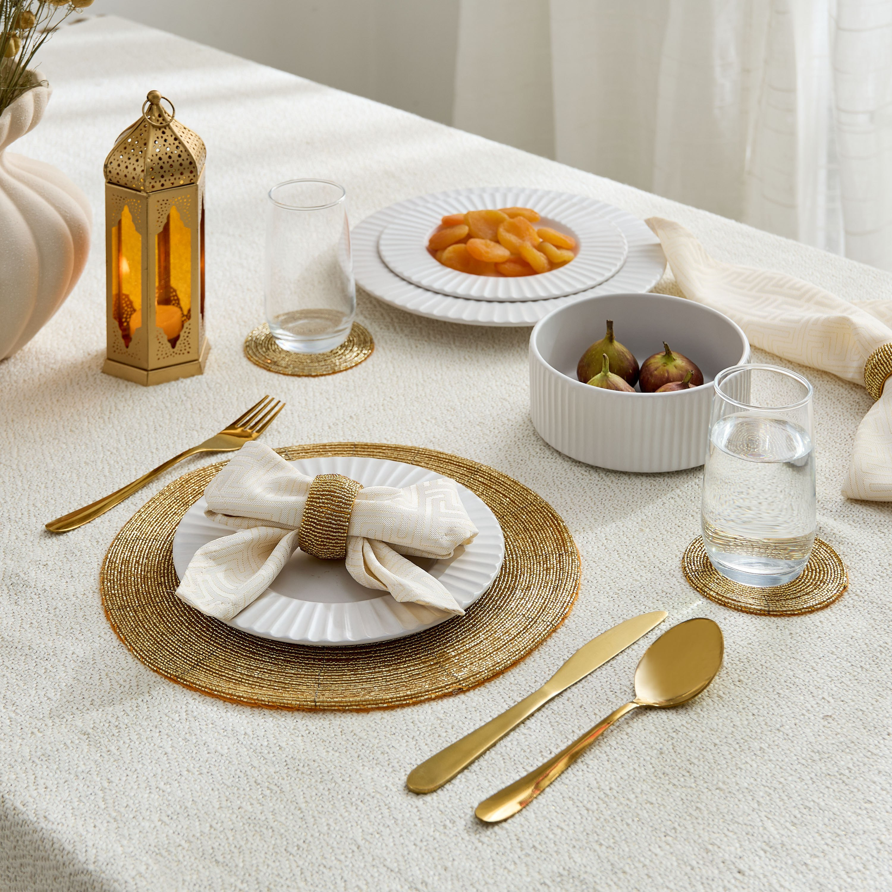 Blaze 4-Piece Beaded Napkin Rings Set - 5 cm-hbxdecorandfurnishings-homefurnishings-tablelinens-image-4