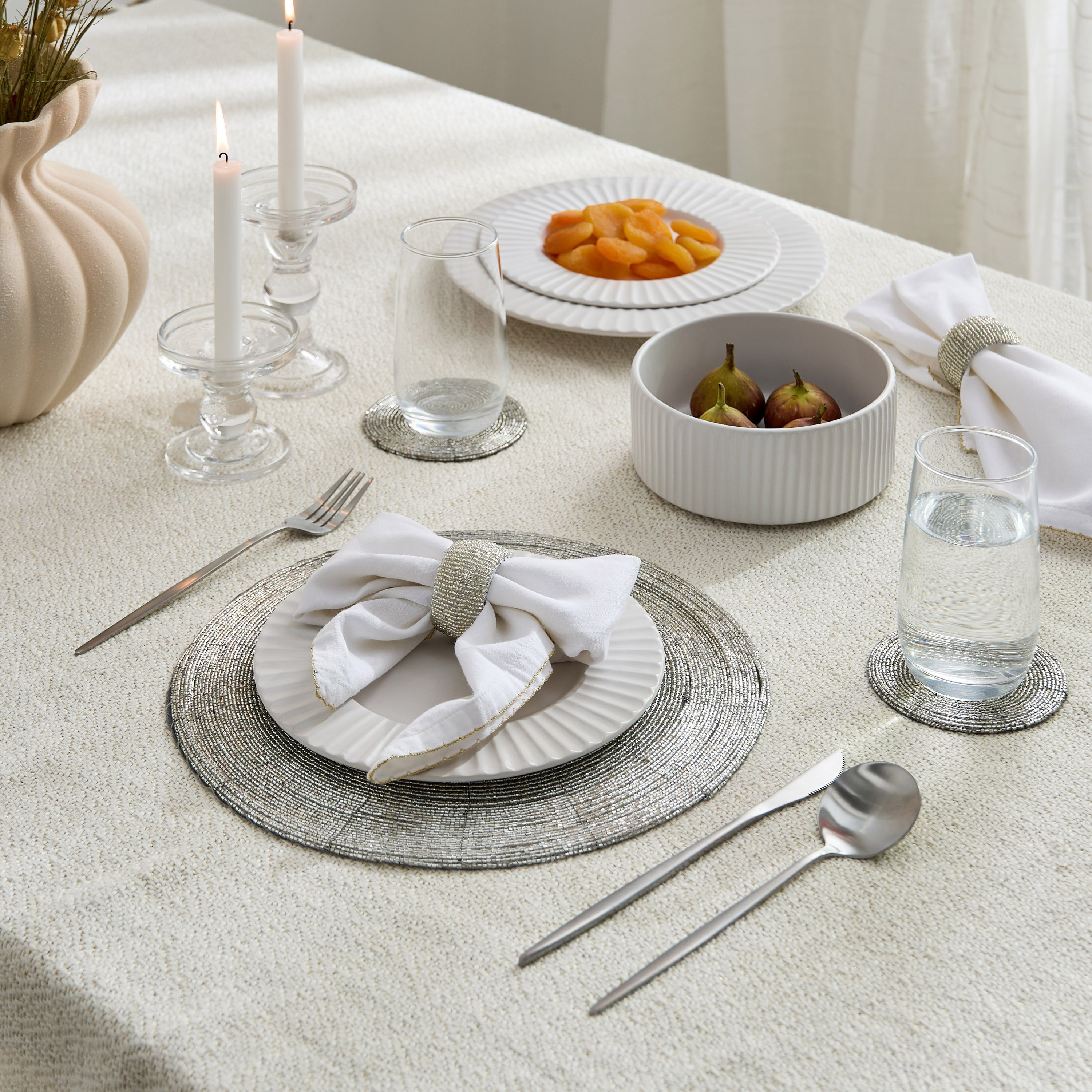 Blaze Beaded 4-Piece Napkin Rings Set - 5 cm-hbxdecorandfurnishings-homefurnishings-tablelinens-image-4