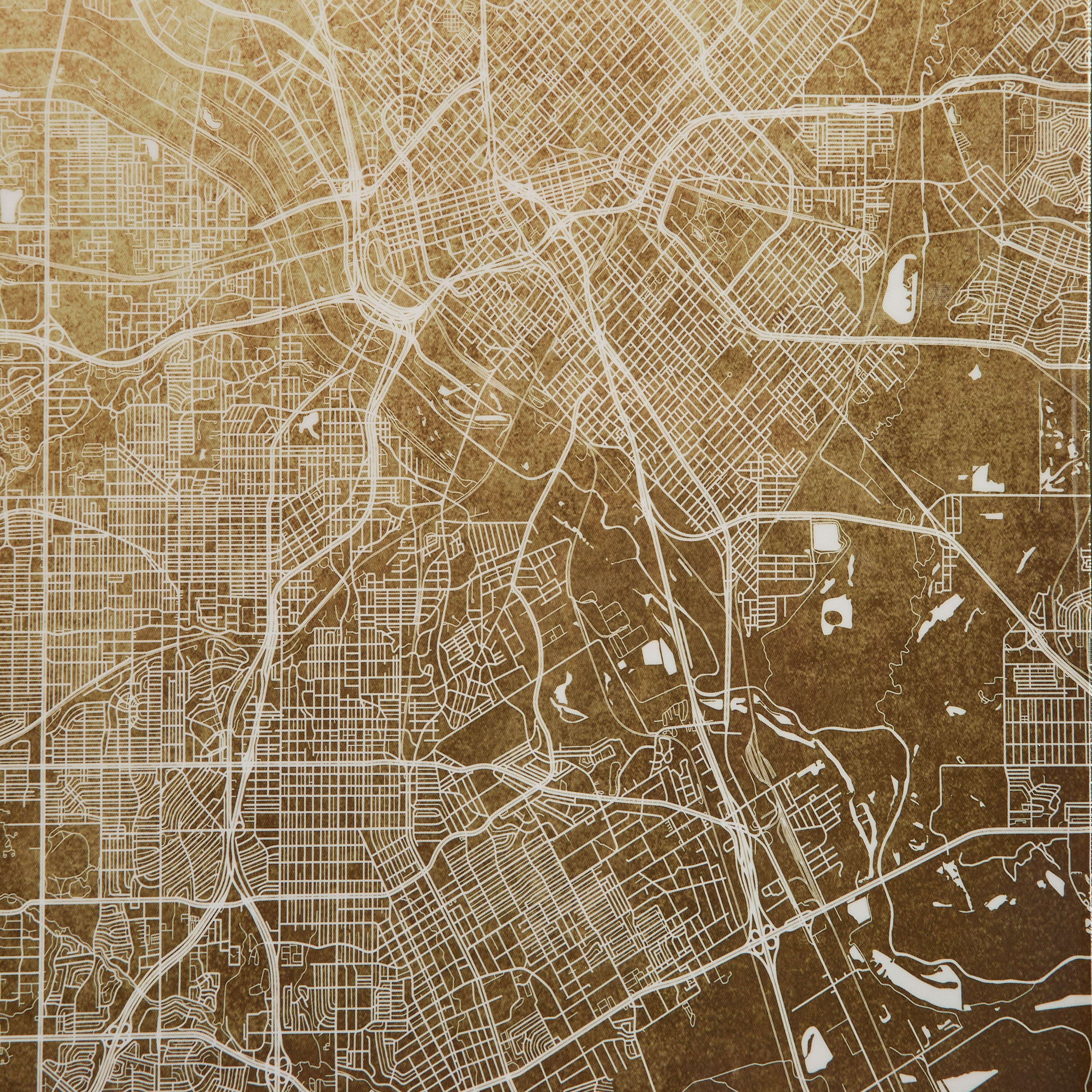 لوحة كانفاس مؤطرة خريطة المدينة بسطح إي بي إس عالي اللمعان من سايبرس أوديان - 50x70x2.8 سم-hbxdiningroom-walldecor-wallart-image-3