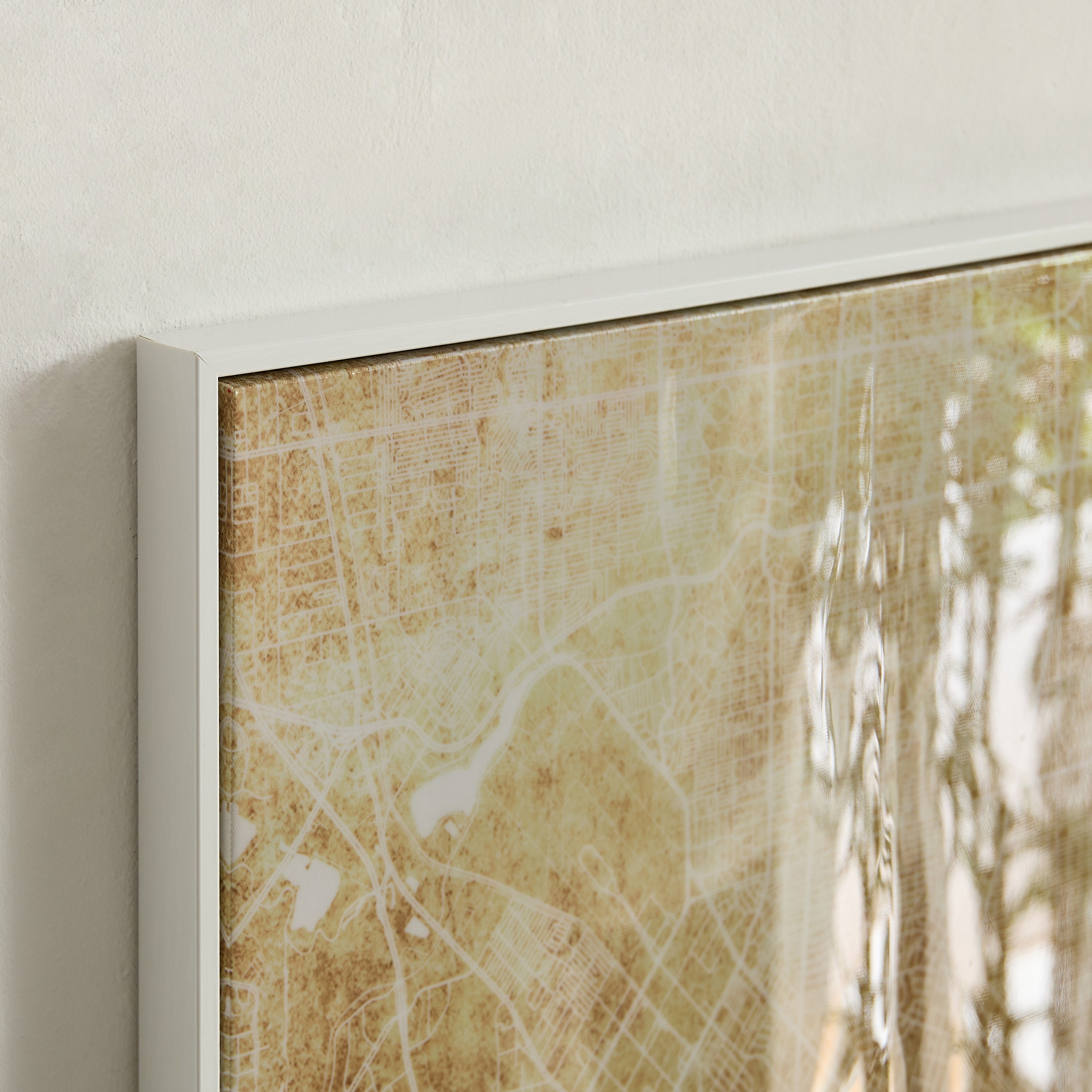 لوحة كانفاس مؤطرة خريطة المدينة بسطح إي بي إس عالي اللمعان من سايبرس أوديان - 50x70x2.8 سم-hbxdiningroom-walldecor-wallart-image-4
