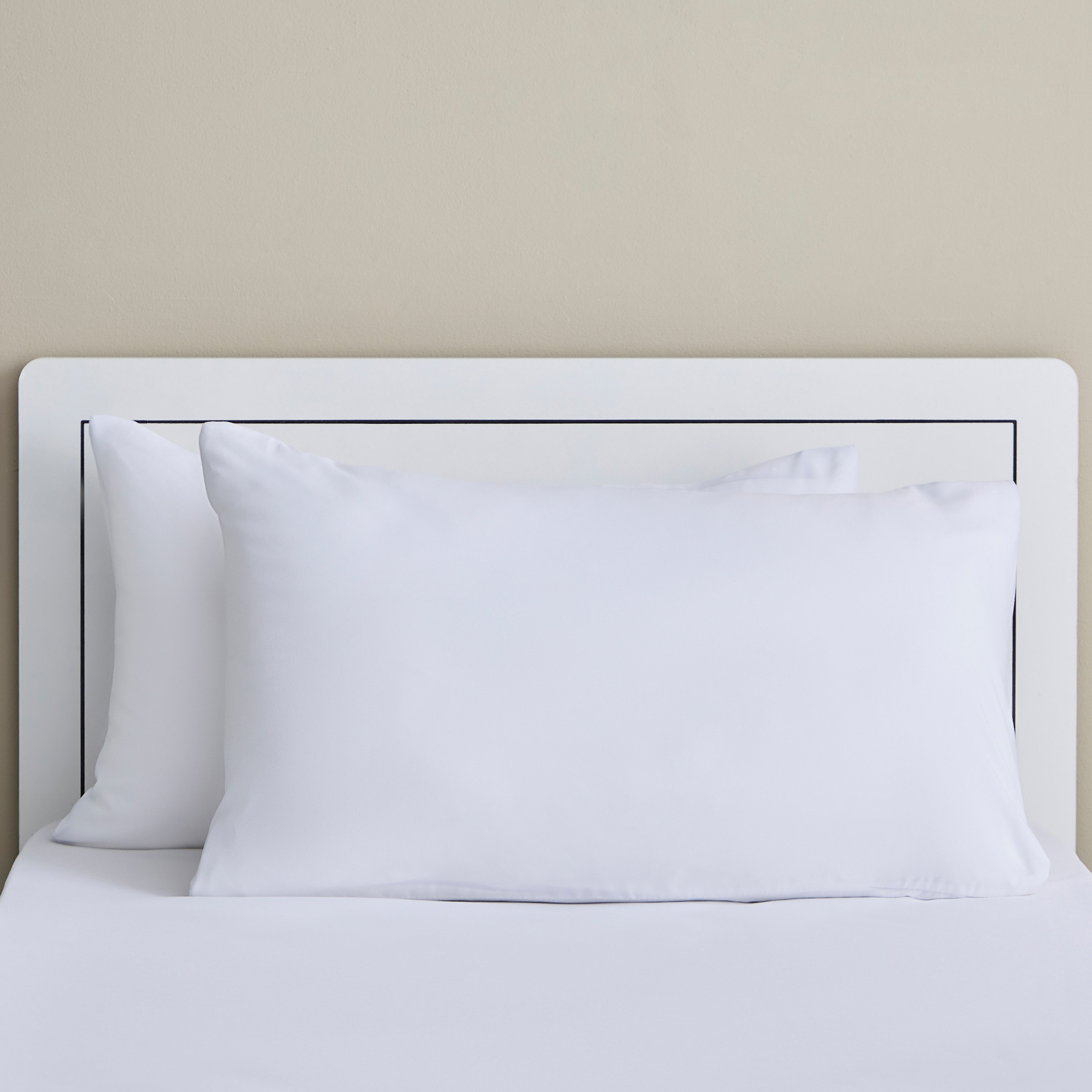 طقم غطاء وسادة سادة مكون من قطعتين من أكسيس - 45x70 سم-hbxhomeware-hbxbedroom-image-2