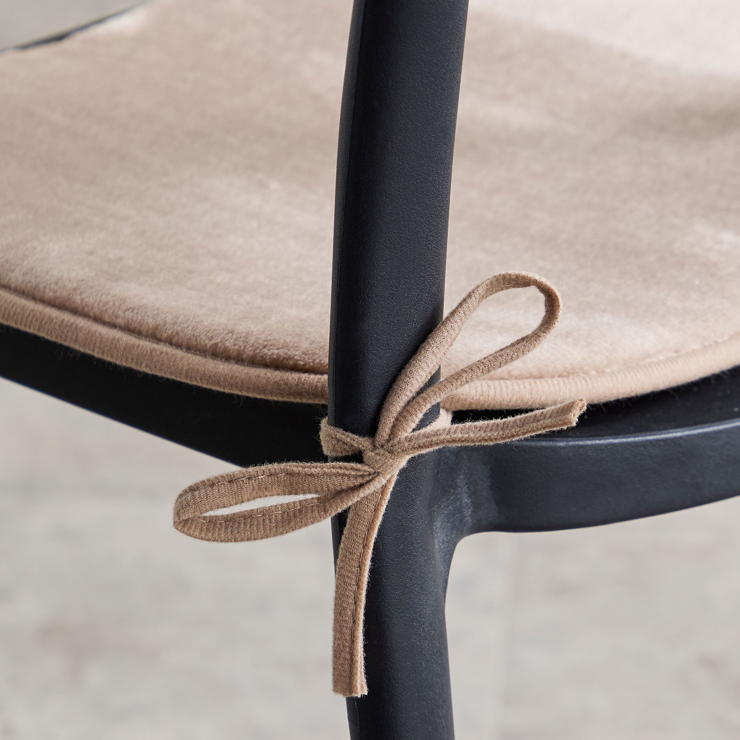 Essential 4-Piece Memory Foam Chair Pad Set - 38x43 cm-hbxhomeware-hbxkitchen-image-4