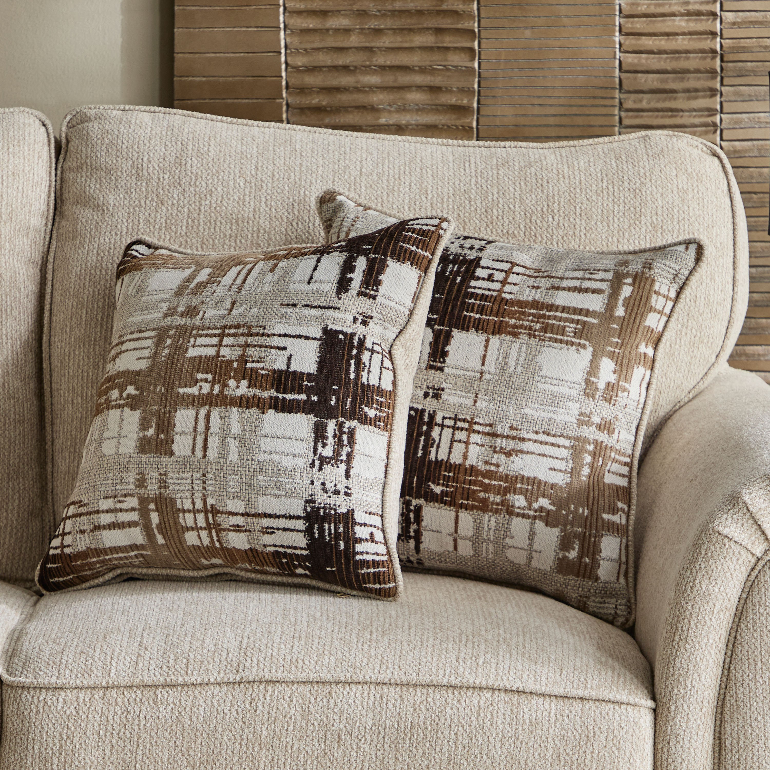 كنبة قماش بمقعدين مع وسادتين من أوربان-hbxlivingroom-sofasandarmchairs-sofas-image-5