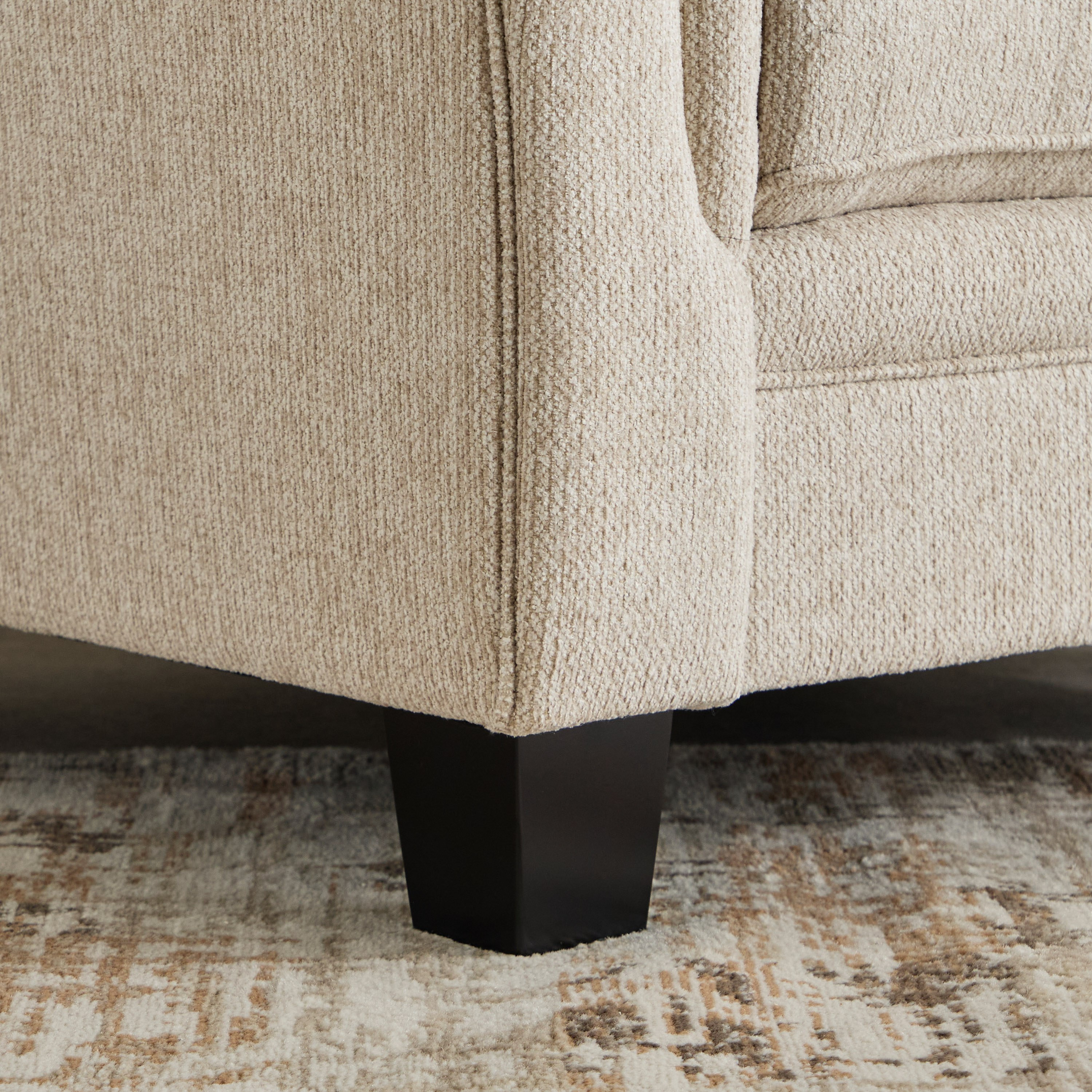 كرسي كنبة قماش بمساند ذراعين مع وسادة من أوربان-hbxlivingroom-sofasandarmchairs-sofas-image-7