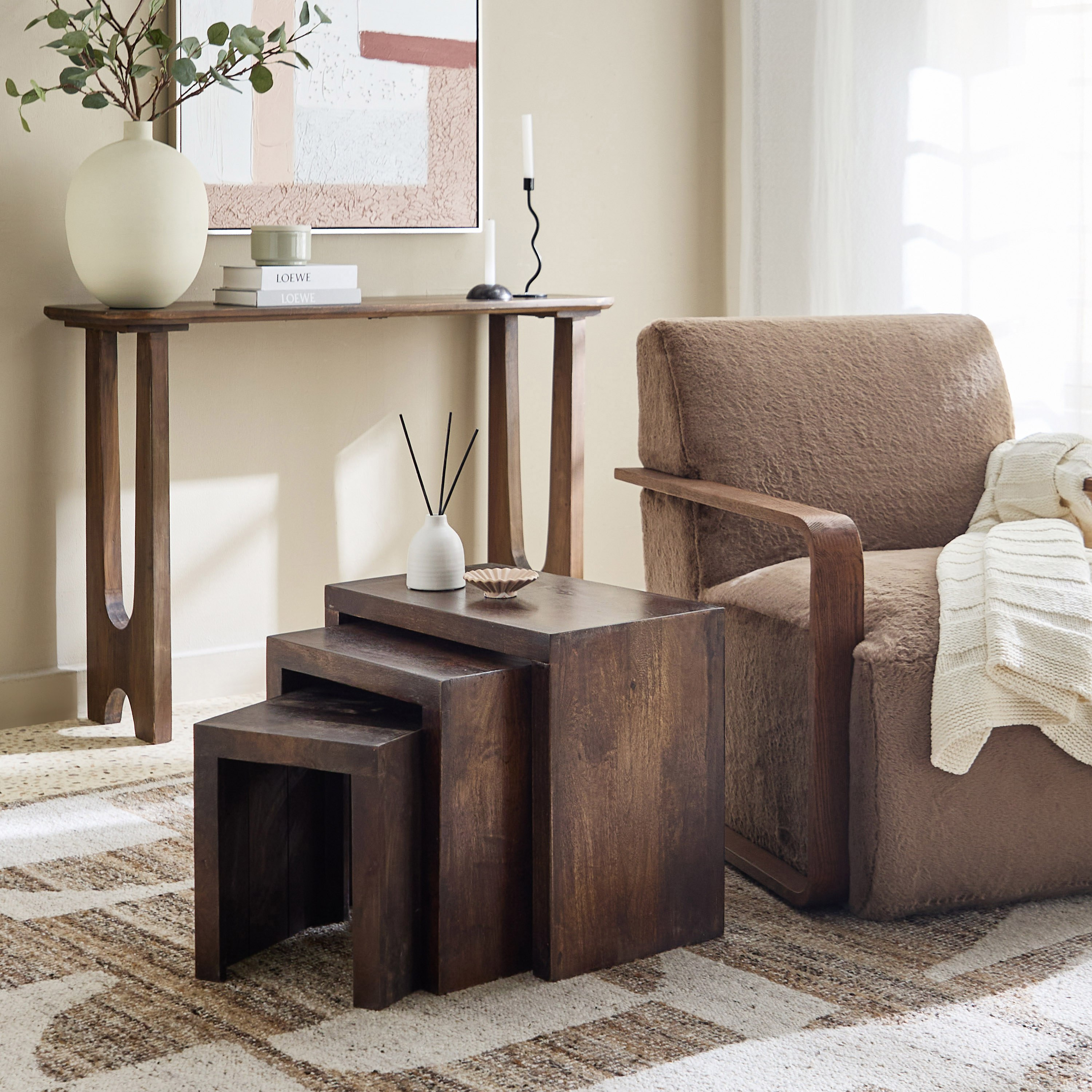 طقم طاولات متداخلة 3 قطع من الخشب الصلب - كيوب من كافون-hbxfurniture-livingroom-nestingtables-image-6