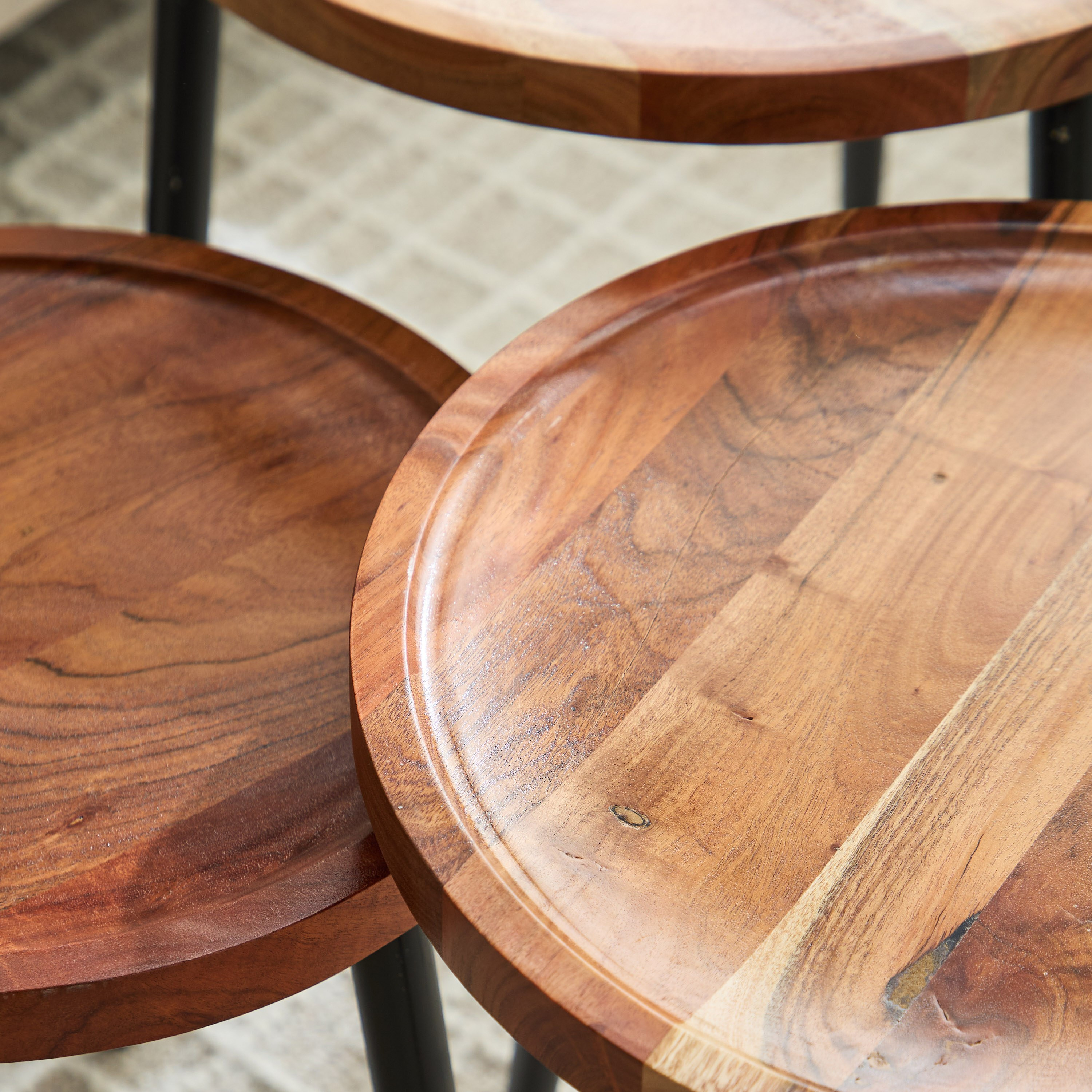 طقم طاولات متداخلة 3 قطع من الخشب الصلب - كاديز من فيندرا -hbxfurniture-livingroom-nestingtables-image-3