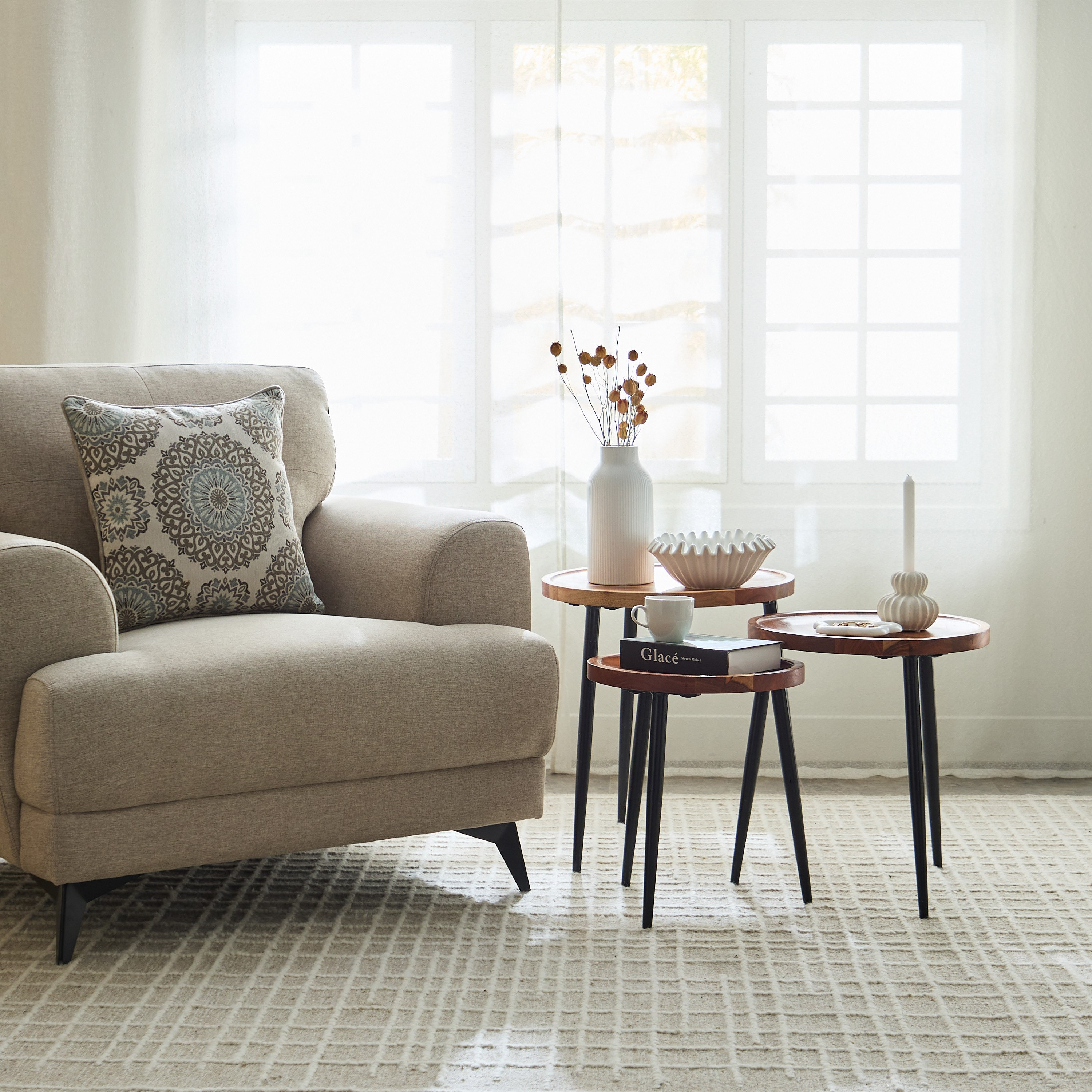 طقم طاولات متداخلة 3 قطع من الخشب الصلب - كاديز من فيندرا -hbxfurniture-livingroom-nestingtables-image-5