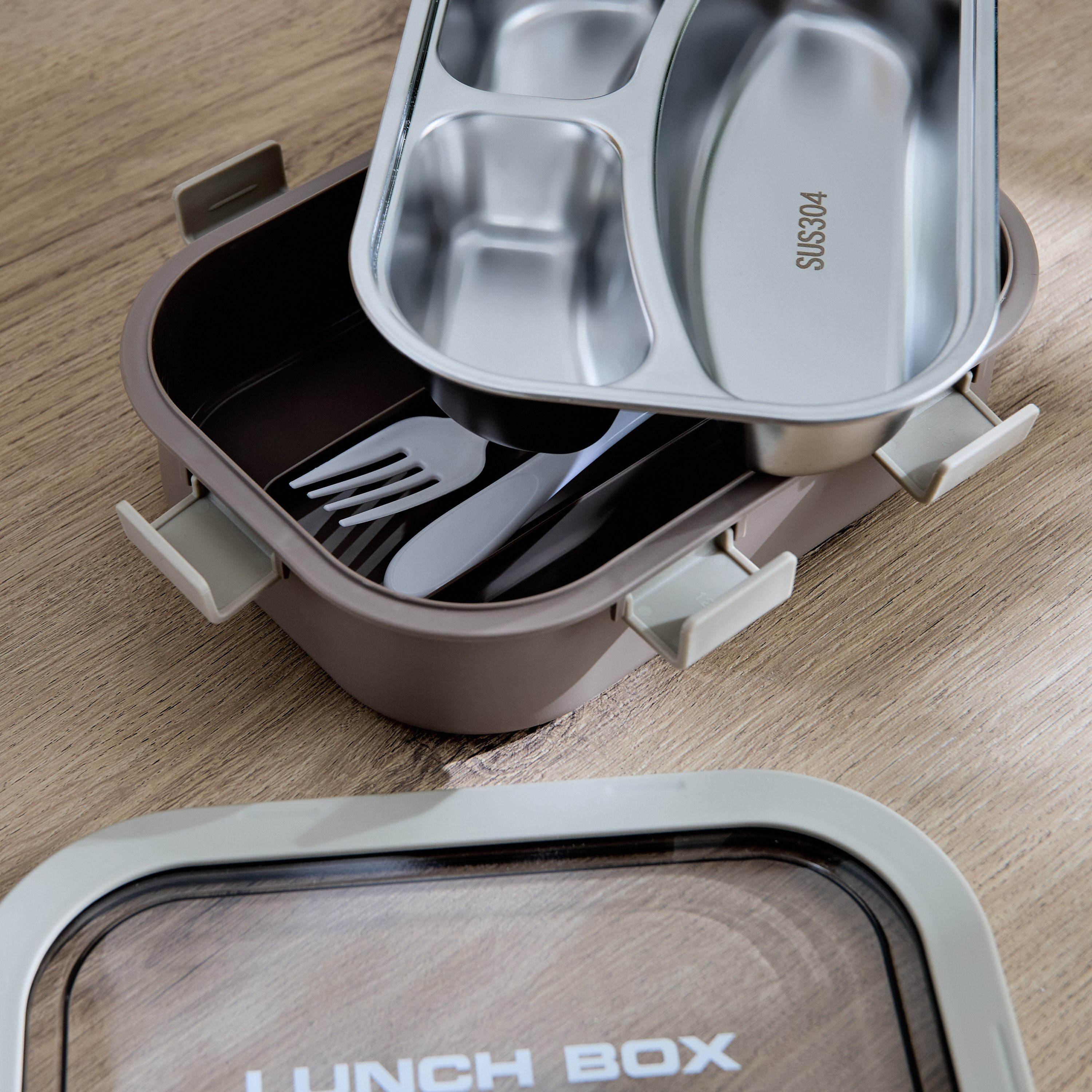 Ezra 3-Grid Stainless Steel Lunch Box with Spoon and Fork - 850 ml-hbxhomeware-hbxkidsandyouth-image-4