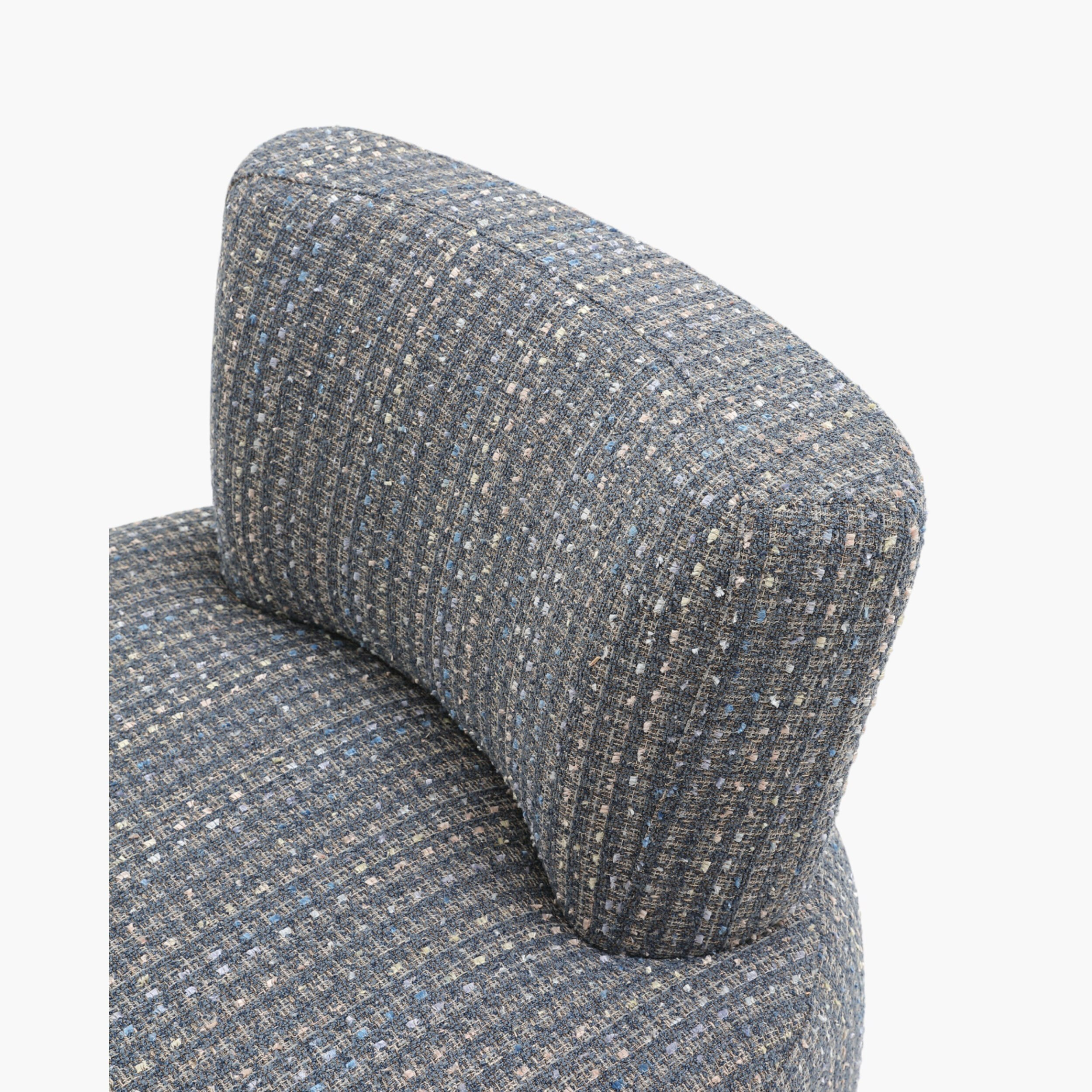 كرسي فردي قماش من سيينا-hbxlivingroom-sofasandarmchairs-easychairs-image-1