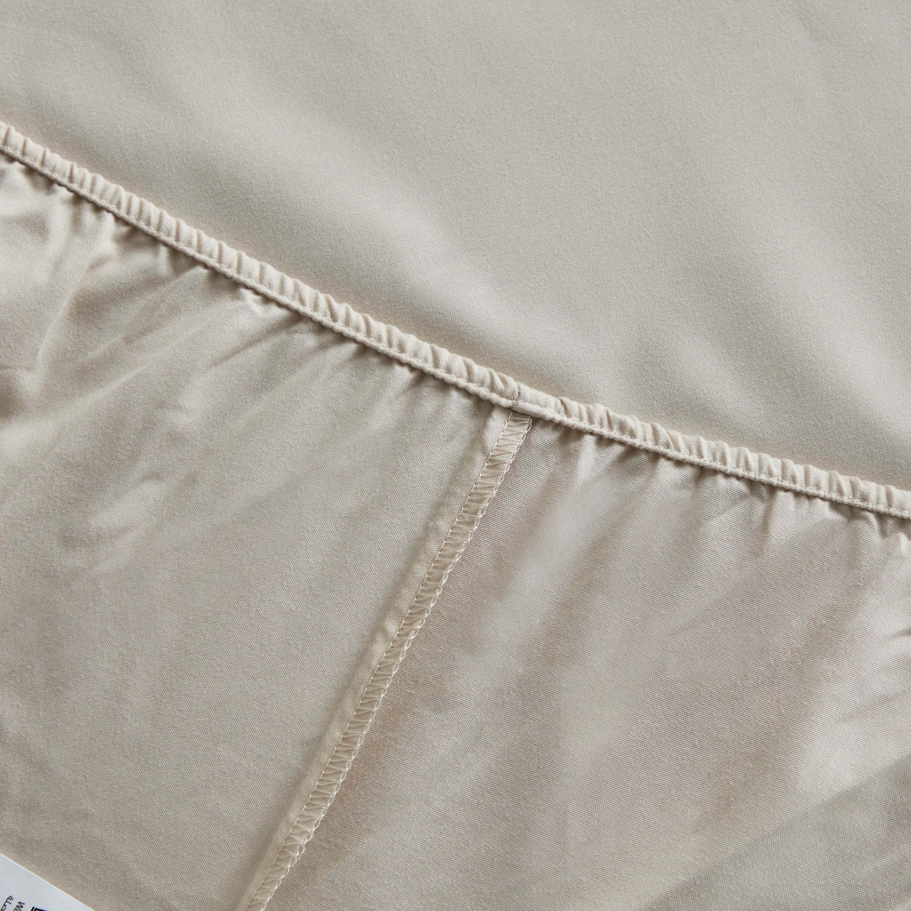 Derby Solid Microfiber Queen Fitted Sheet - 150x200+25 cm-hbxhomeware-bedding-fittedsheets-image-6