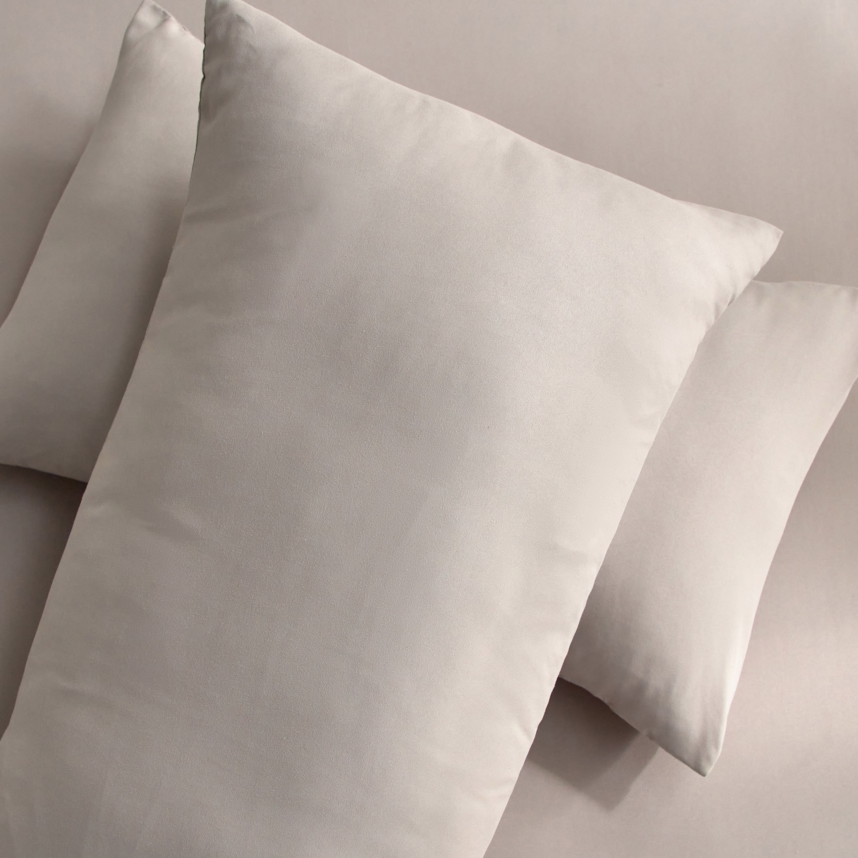 طقم أغطية وسادات سادة من الألياف الدقيقة قطعتين من ديربي - 45x70 سم-hbxhomeware-hbxkidsandyouth-image-5