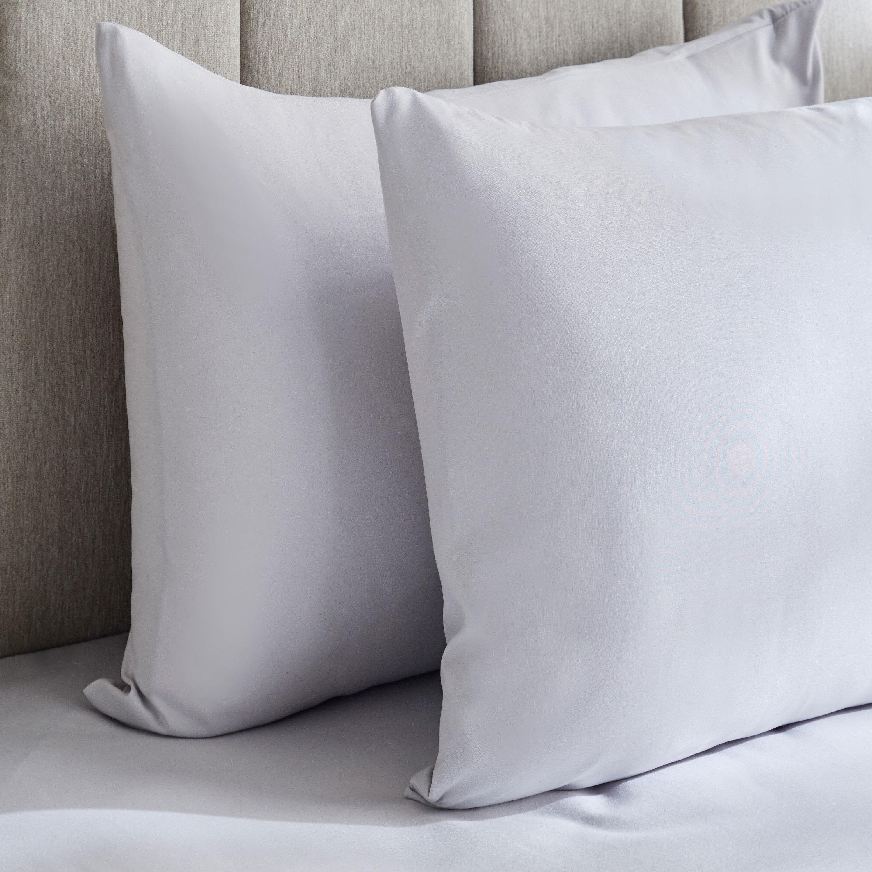 Derby 2-Piece Solid Microfiber Pillowcase Set - 45x70 cm-hbxhomeware-hbxkidsandyouth-image-3
