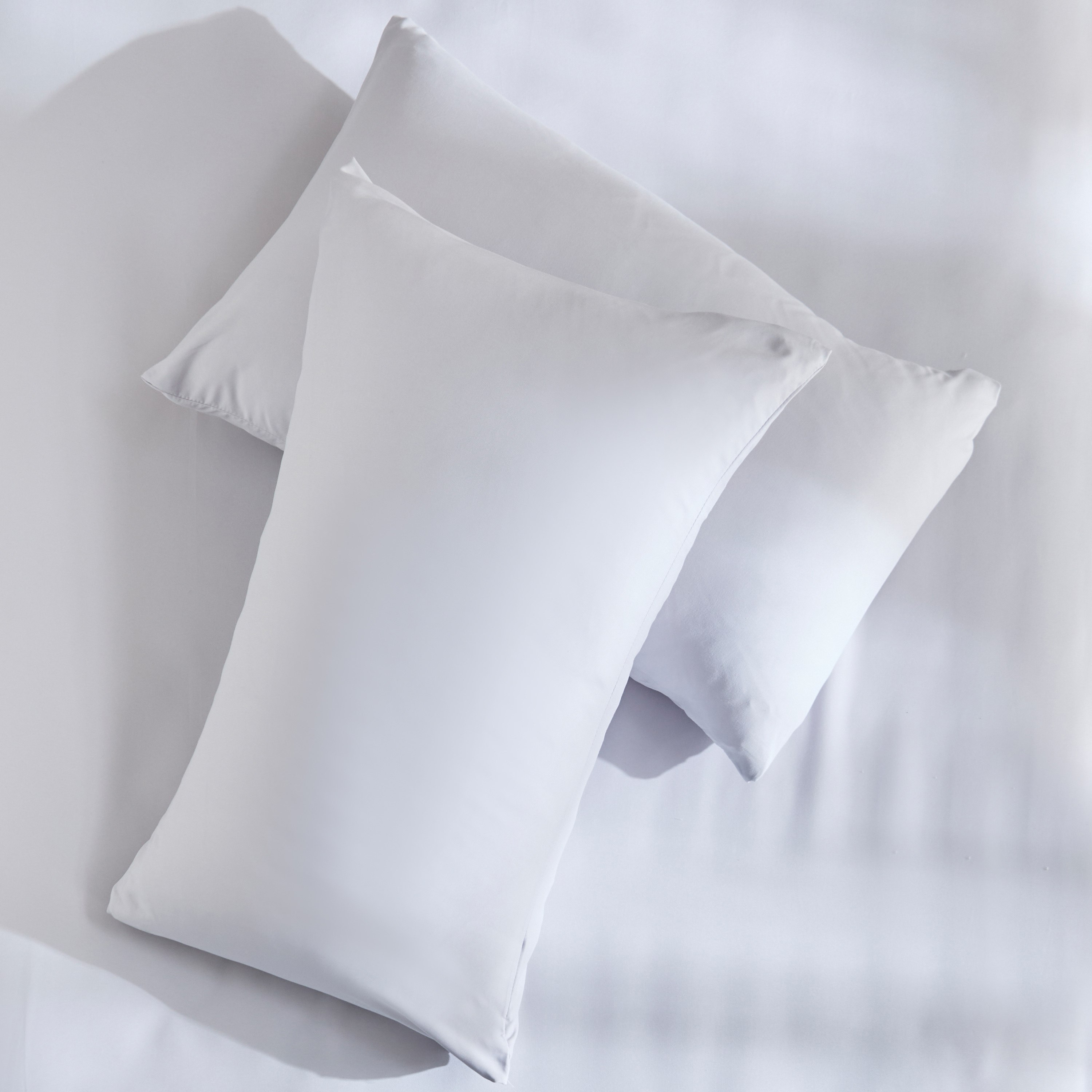 Derby 2-Piece Solid Microfiber Pillowcase Set - 45x70 cm-hbxhomeware-hbxkidsandyouth-image-4