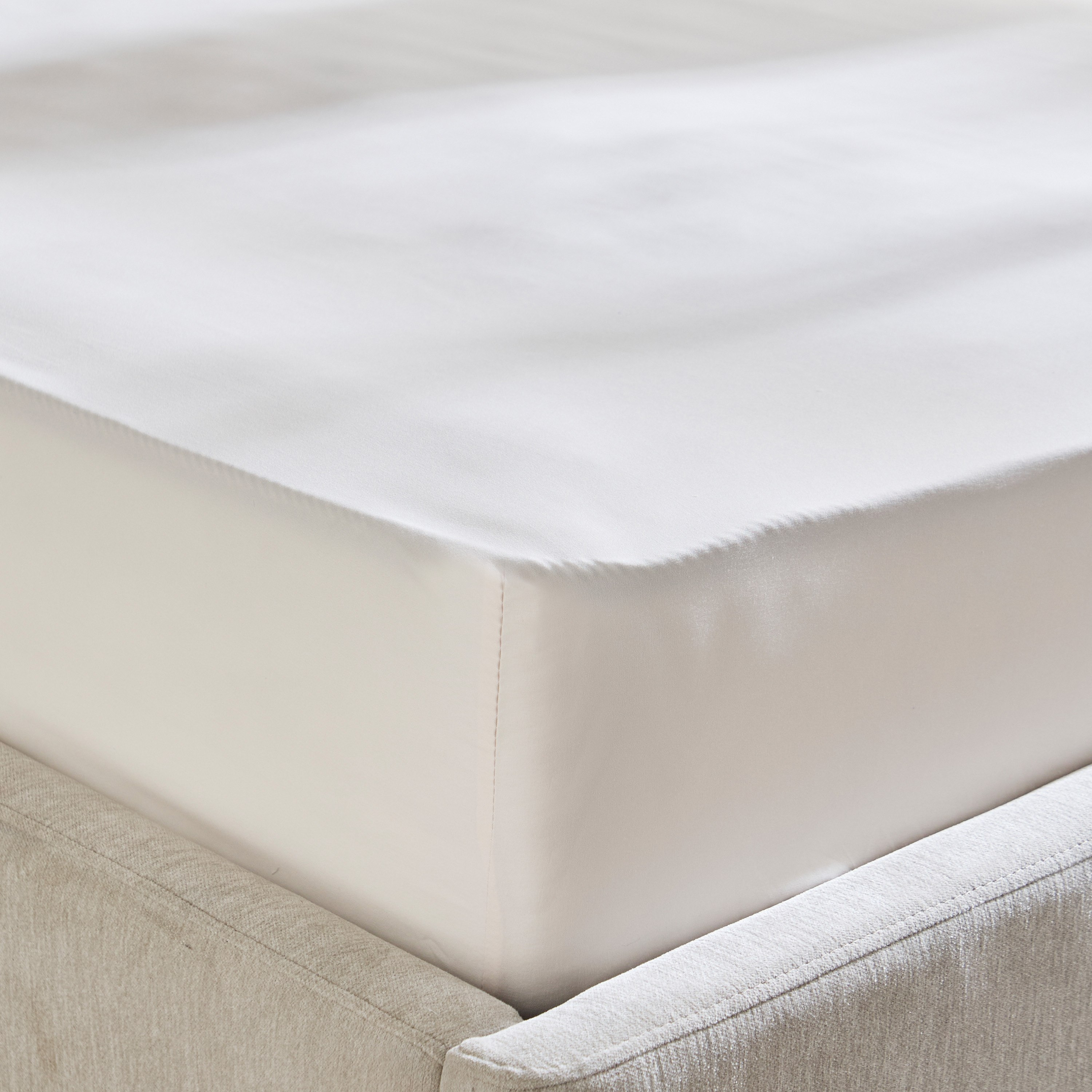 Derby Solid Microfiber Single Fitted Sheet - 90x190+20 cm-hbxhomeware-bedding-fittedsheets-image-3