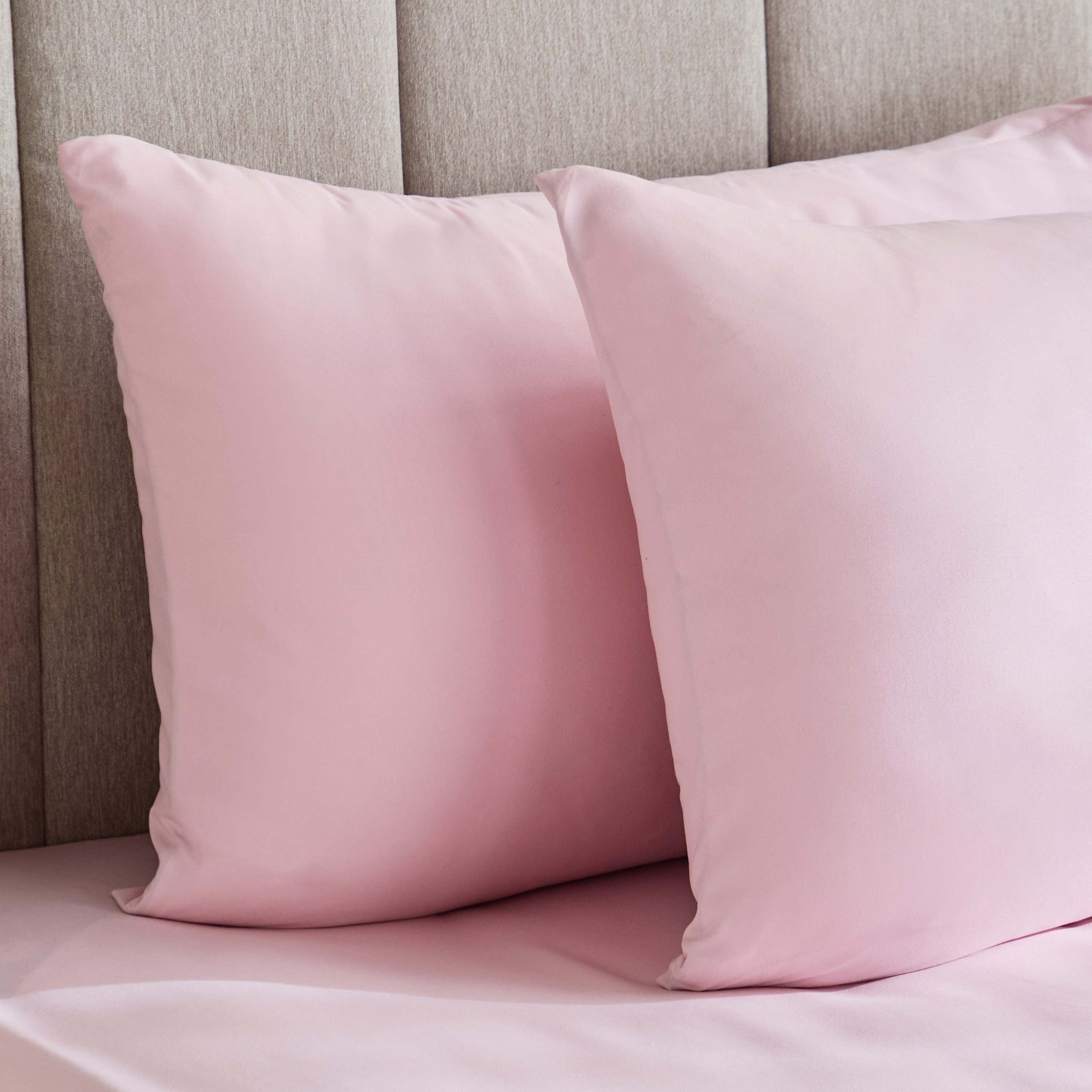 Derby 2-Piece Solid Microfiber Pillowcase Set - 45x70 cm-hbxhomeware-hbxkidsandyouth-image-3