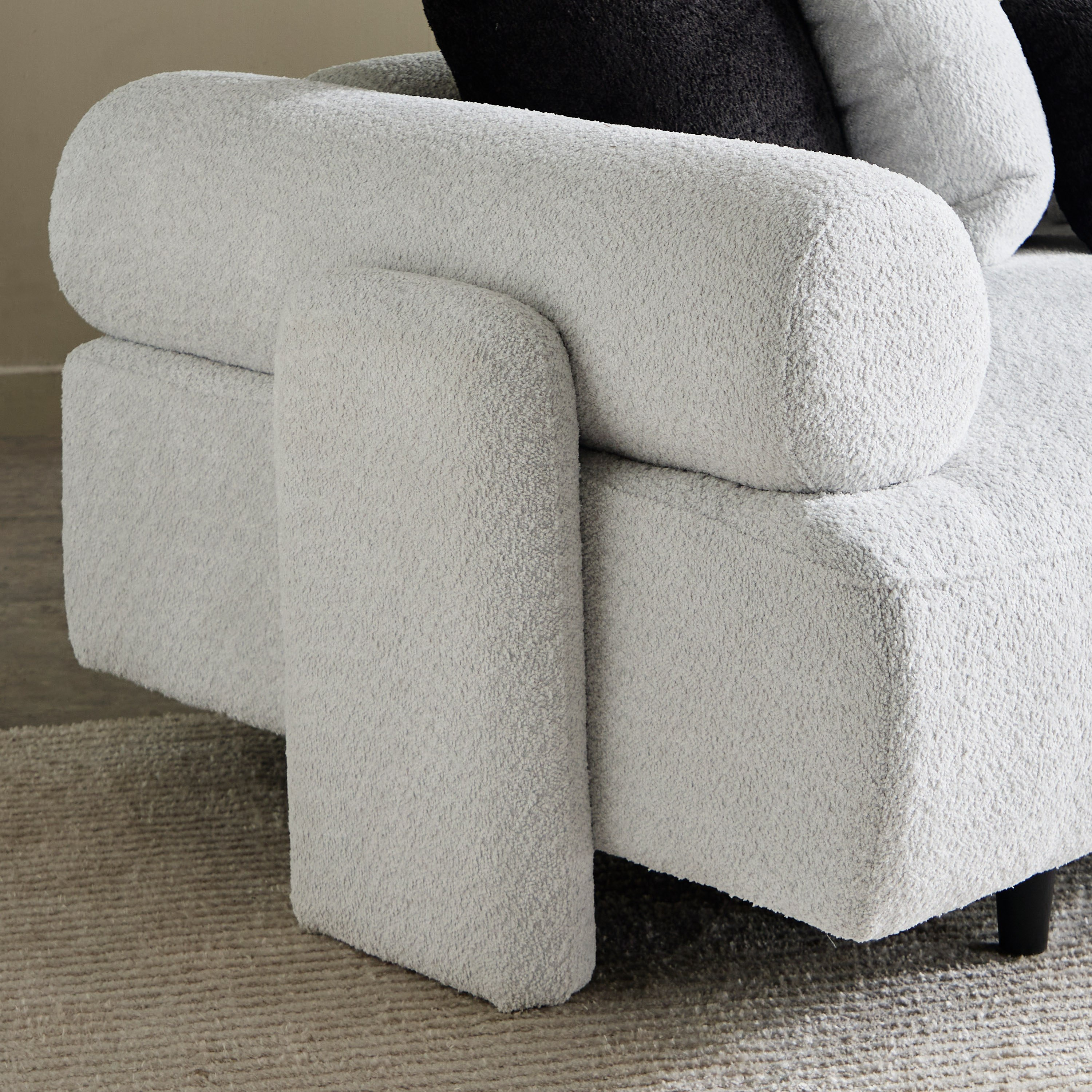 كنبة كبيرة قماش بـ3 مقاعد و5 وسائد من دلمون-hbxlivingroom-sofasandarmchairs-sofas-image-6