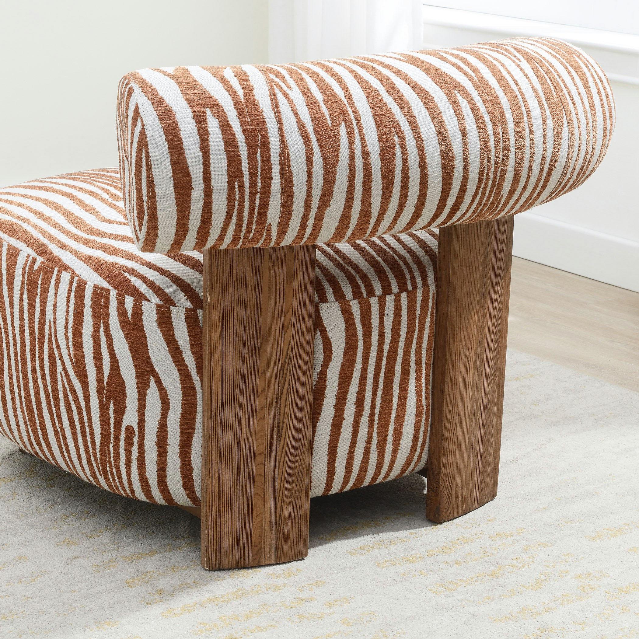 كرسي زينة قماش من نابولي-hbxlivingroom-sofasandarmchairs-easychairs-image-3