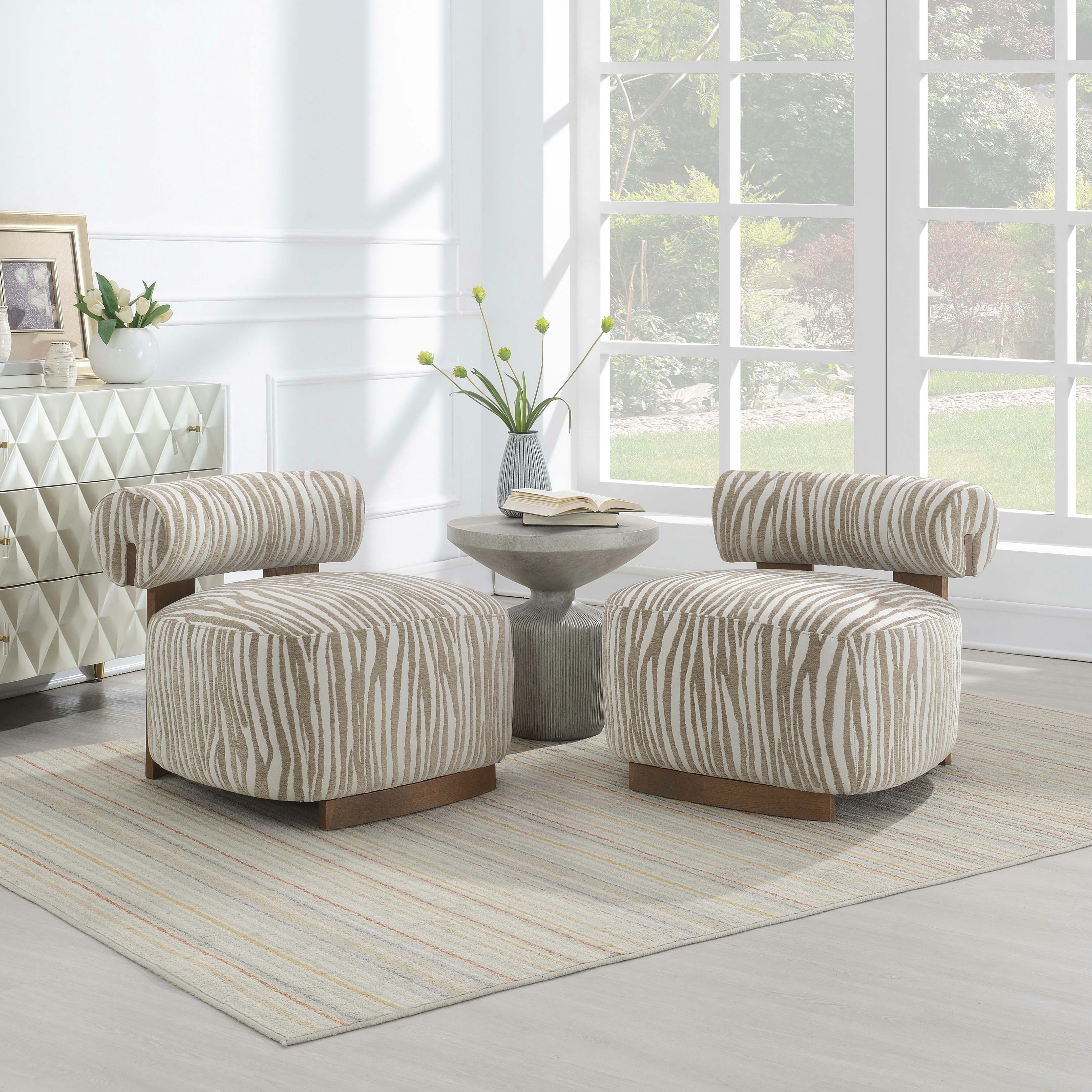 كرسي زينة قماش من نابولي-hbxlivingroom-sofasandarmchairs-easychairs-image-6