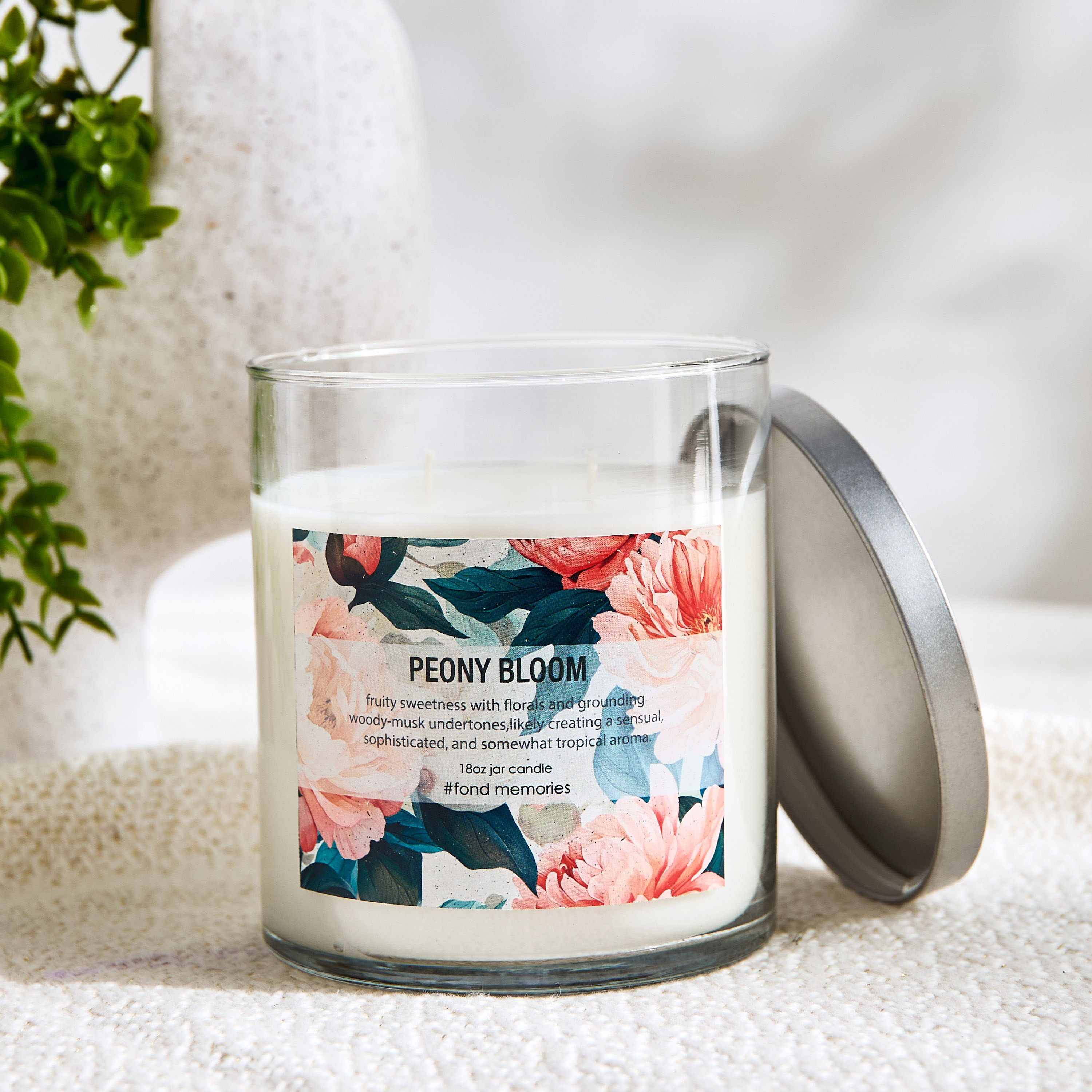 Aure 18oz Glass Jar Candle with Metal Lid - 10.7x13.2 cm-hbxhomeware-hbxdecorandfurnishings-image-1