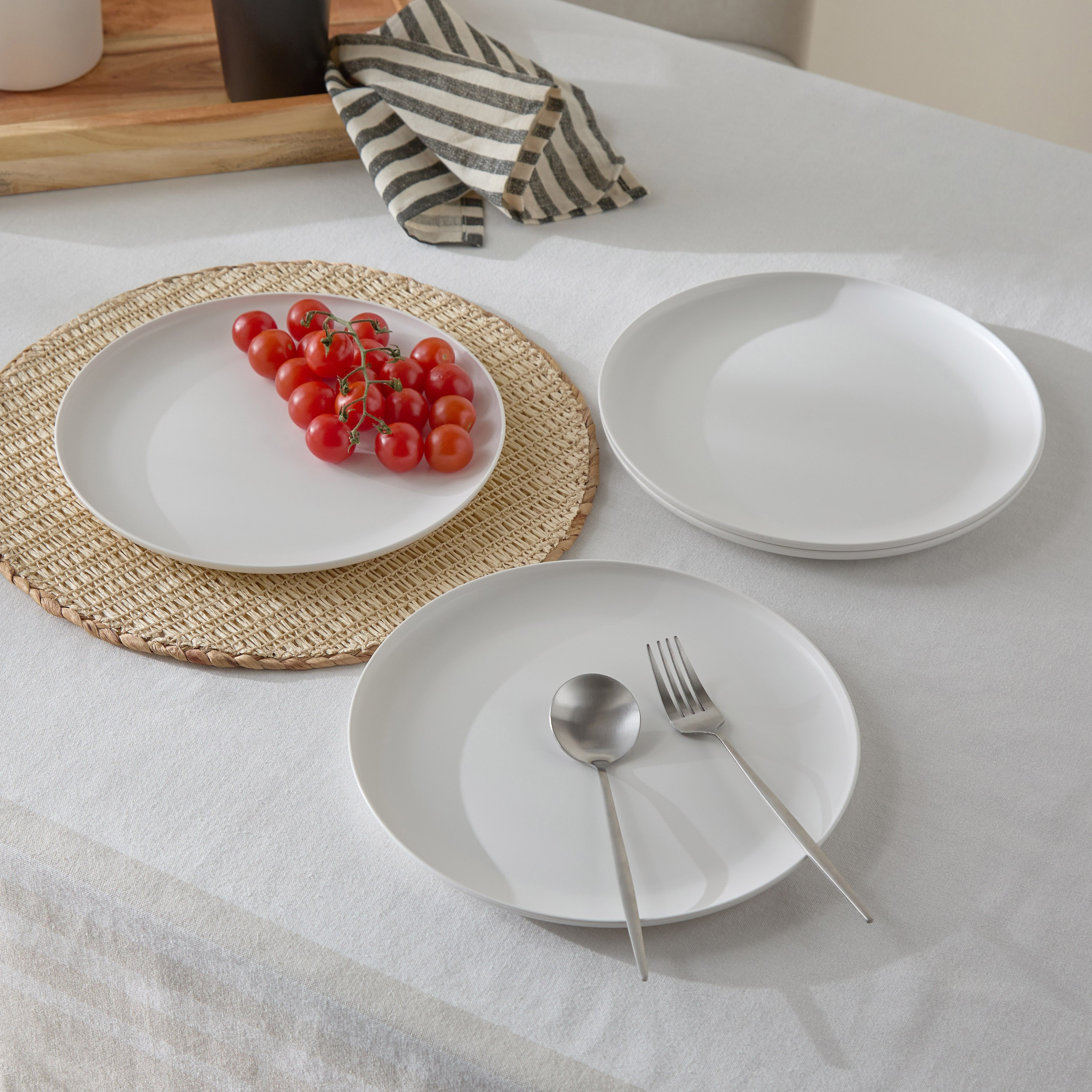 طقم صحون عشاء 4 قطع من وايتني - 27 سم-hbxhomeware-hbxkitchen-image-1