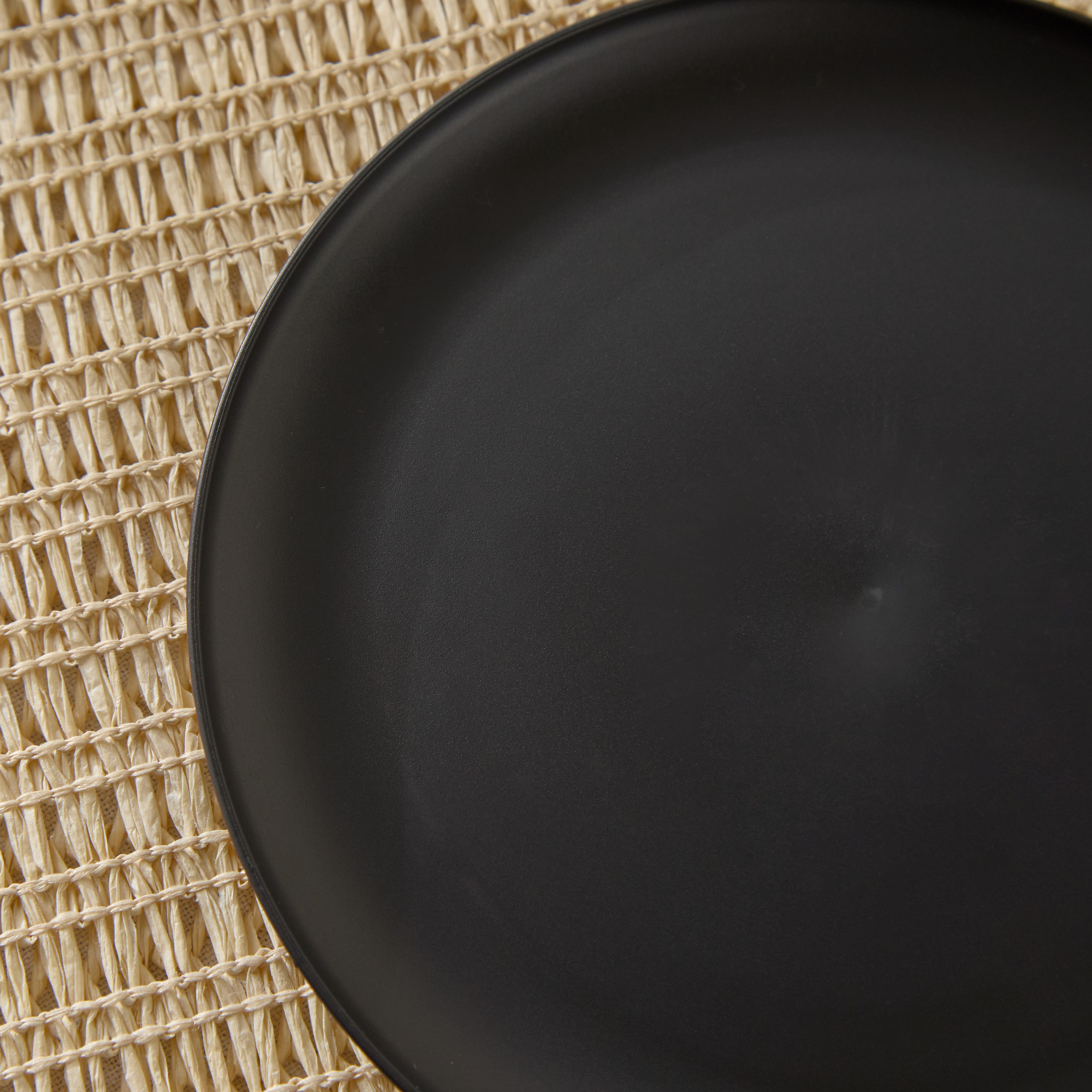 طقم صحون جانبية 4 قطع من وايتني - 22 سم-hbxdecorandfurnishings-tabletop-crockery-image-3