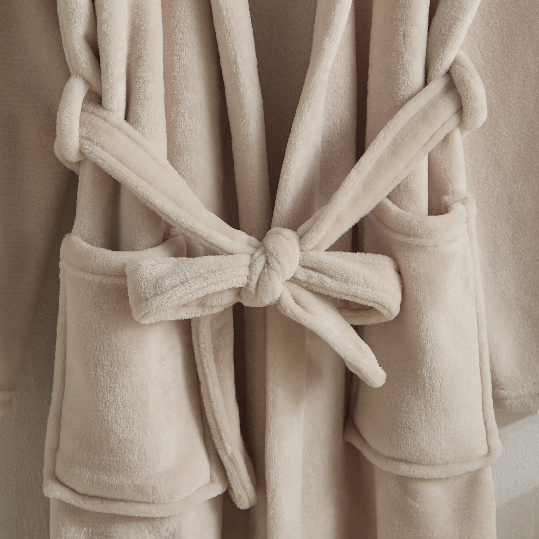 روب حمام فلانيل ألياف دقيقة من أتلانتا - متوسط-hbxbathroom-bathroomtextiles-image-4