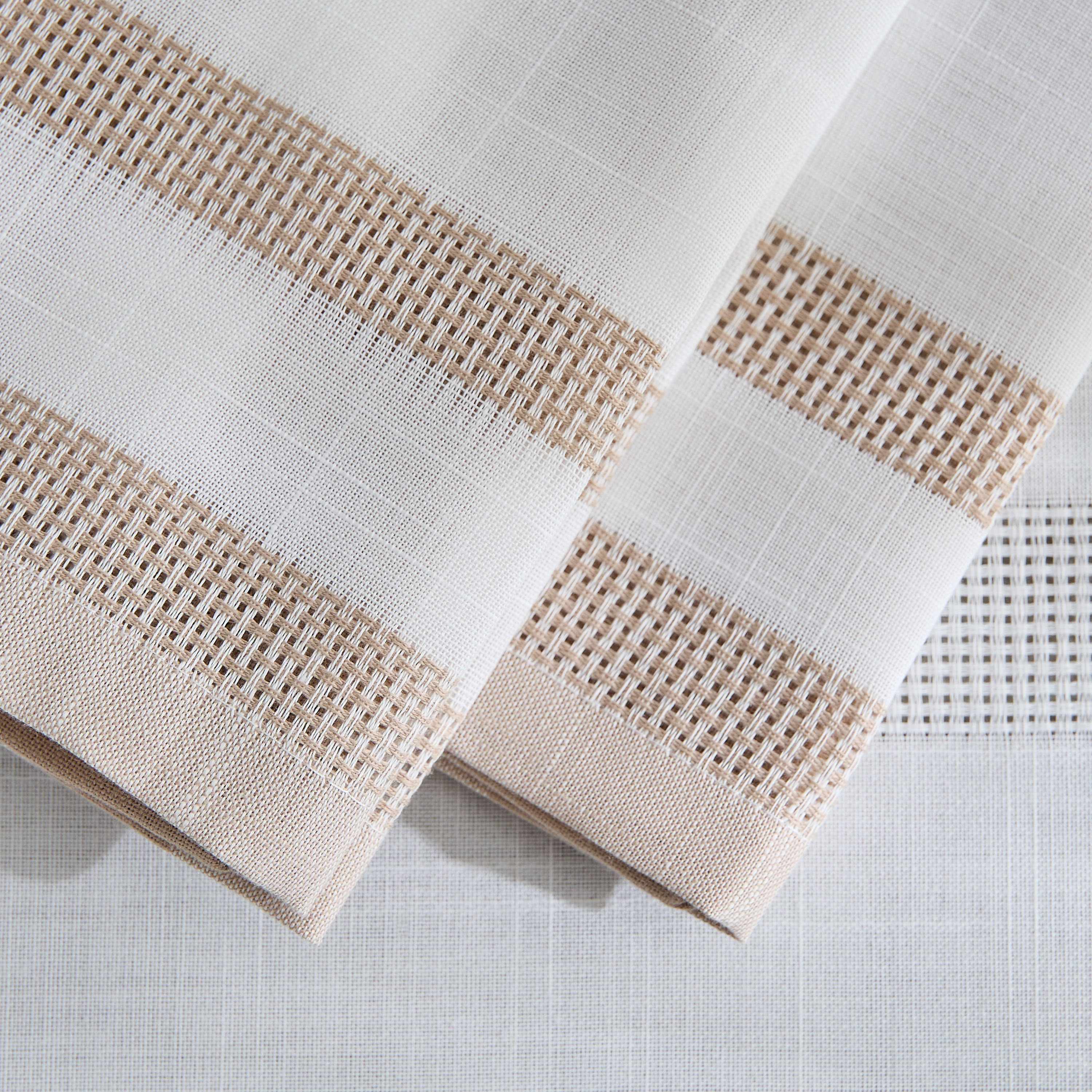 طقم مناديل سفرة بمظهر كتان قطعتين من لاسيل - 40x40 سم-hbxdecorandfurnishings-homefurnishings-tablelinens-image-3