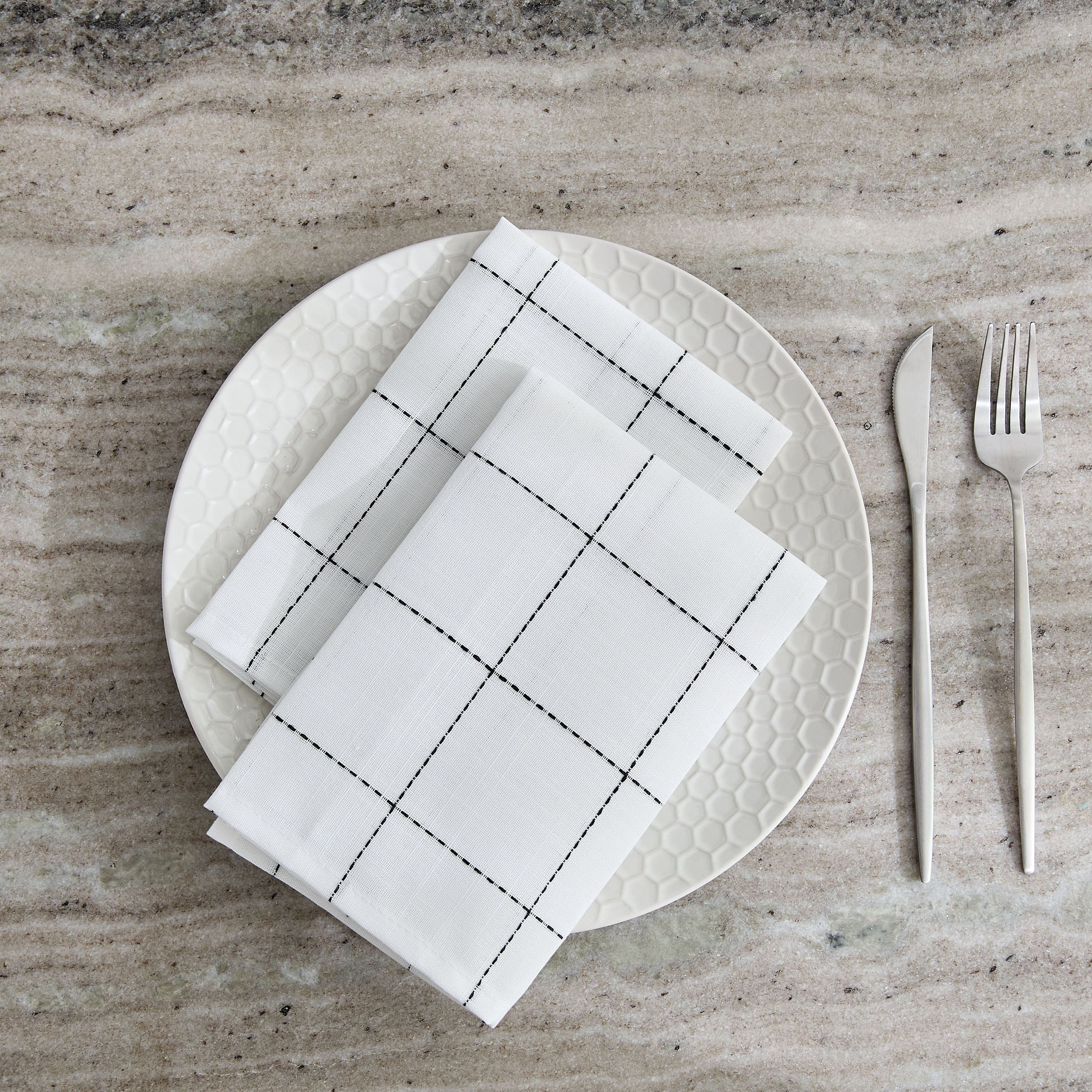 Blanco 2-Piece Check Napkin Set - 40x40 cm-hbxdecorandfurnishings-homefurnishings-tablelinens-image-1