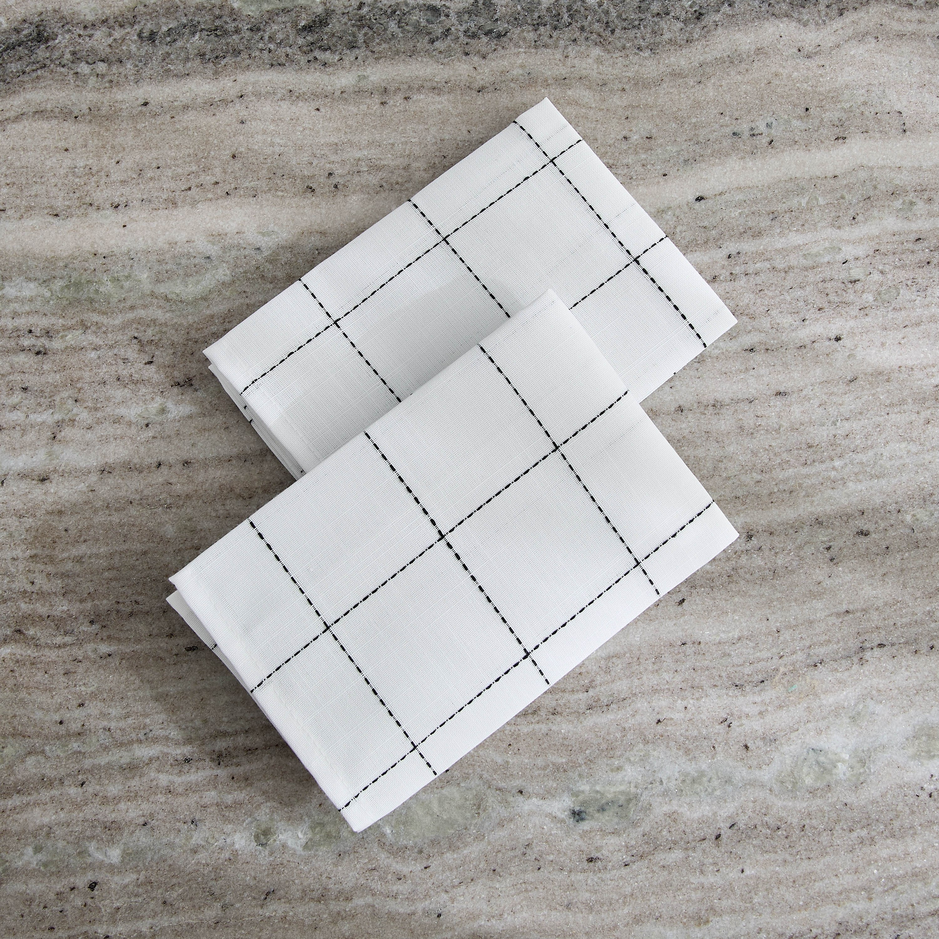 Blanco 2-Piece Check Napkin Set - 40x40 cm-hbxdecorandfurnishings-homefurnishings-tablelinens-image-2