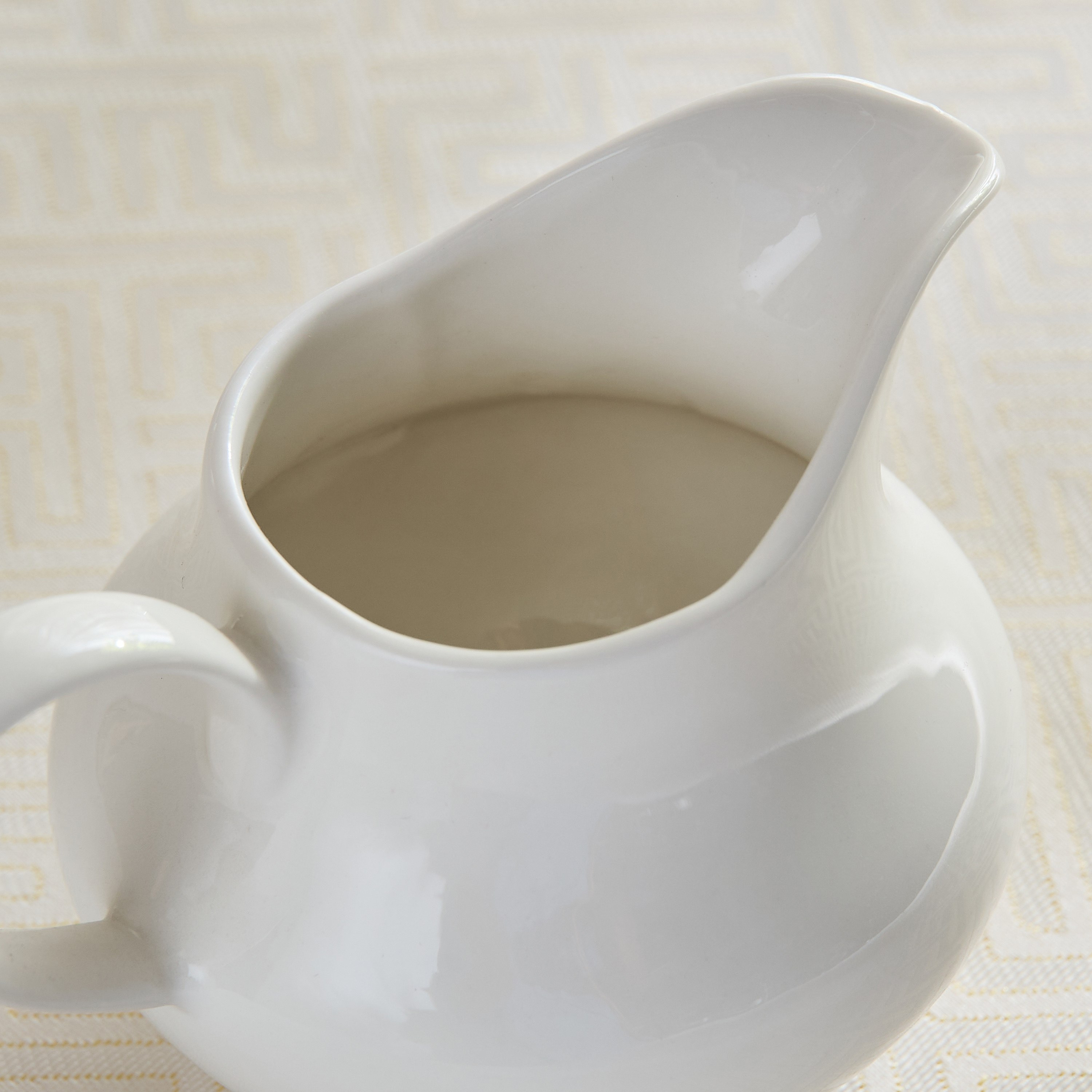 Crimsson Porcelain Creamer - 400 ml-hbxhomeware-hbxkitchen-image-3