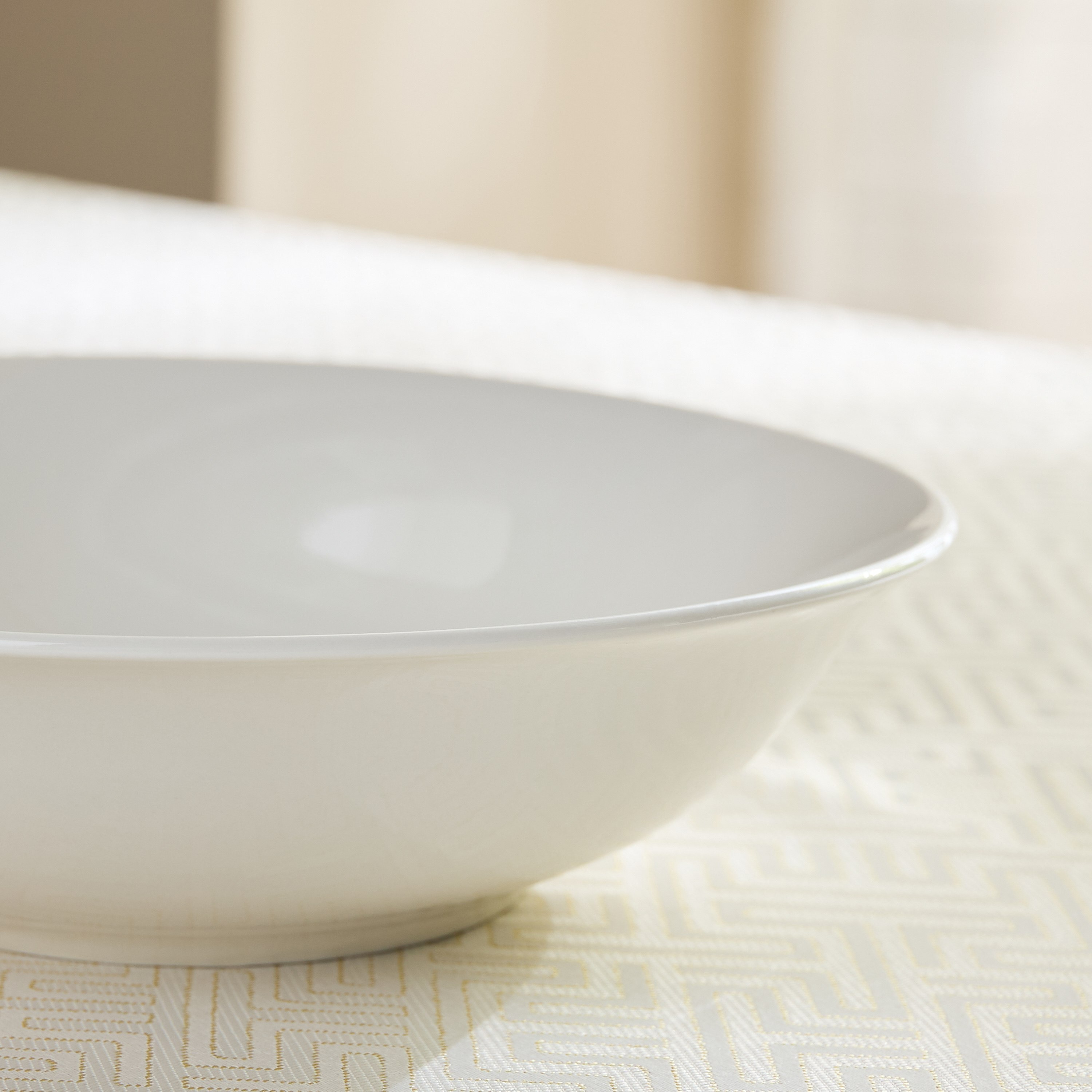 Crimsson Porcelain Serving Bowl - 22.5 cm-hbxdecorandfurnishings-tabletop-serveware-image-3