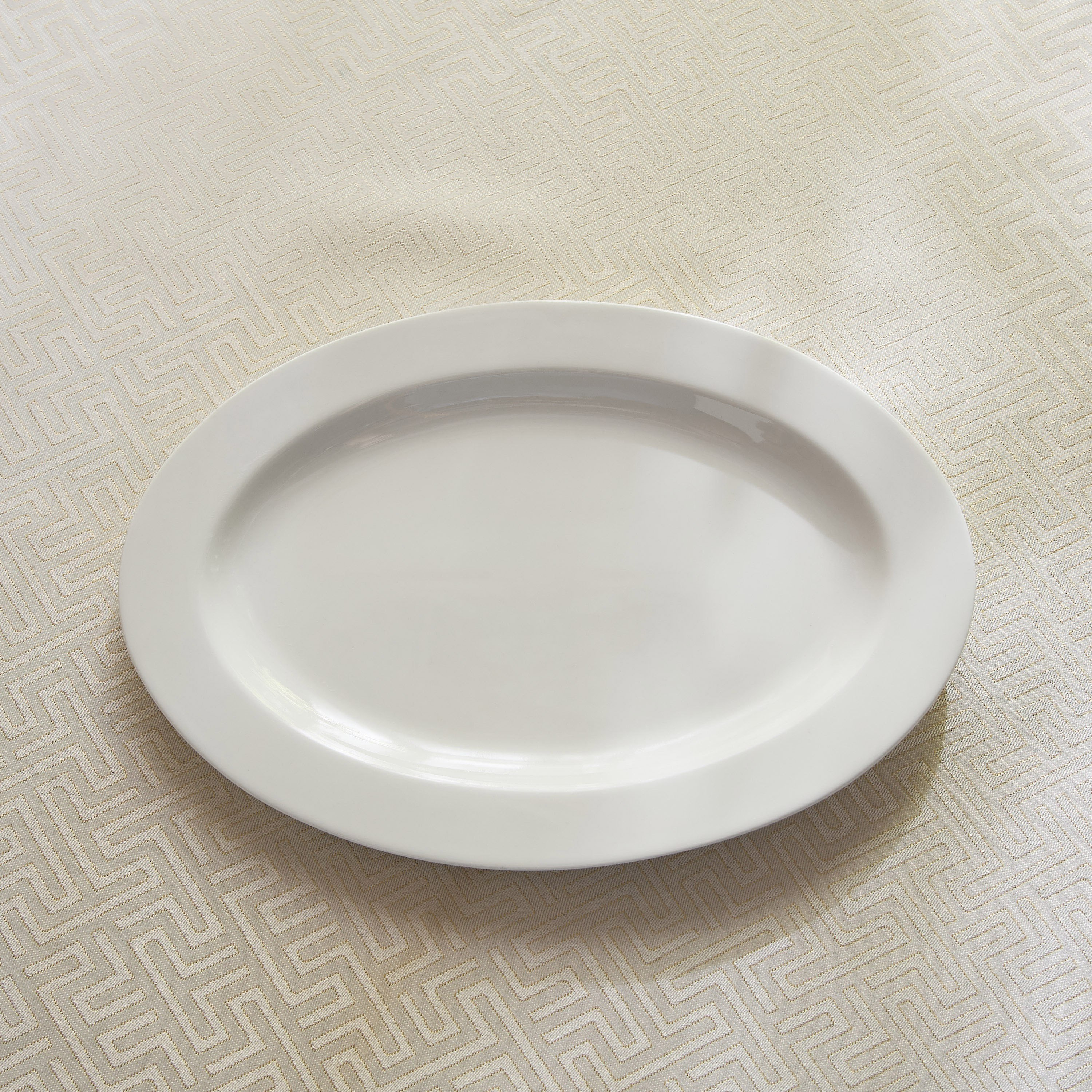 صحن تقديم من كريمسون - 30 سم-hbxdecorandfurnishings-tabletop-crockery-image-2