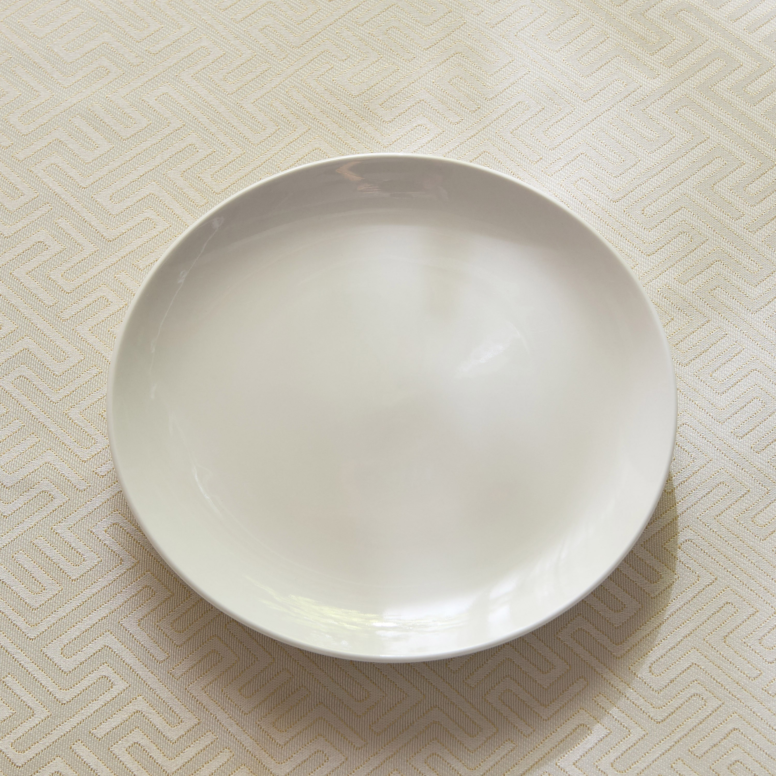 Crimsson Porcelain Side plate - 19.5 cm-hbxdecorandfurnishings-tabletop-crockery-image-2