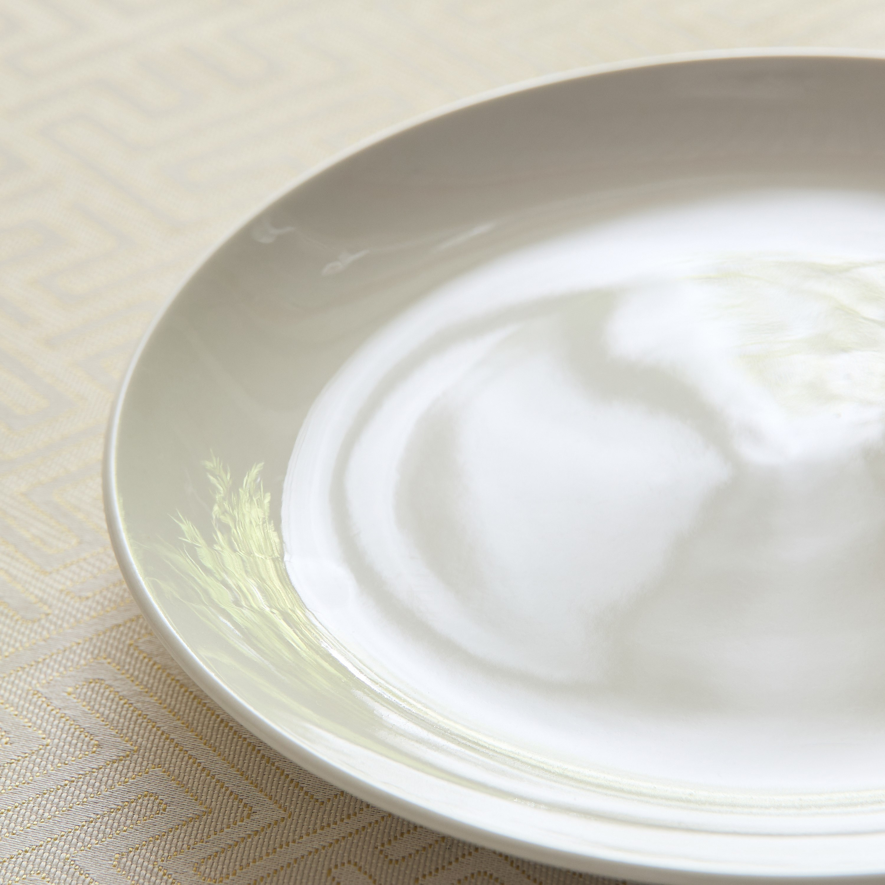 Crimsson Porcelain Side plate - 19.5 cm-hbxdecorandfurnishings-tabletop-crockery-image-3