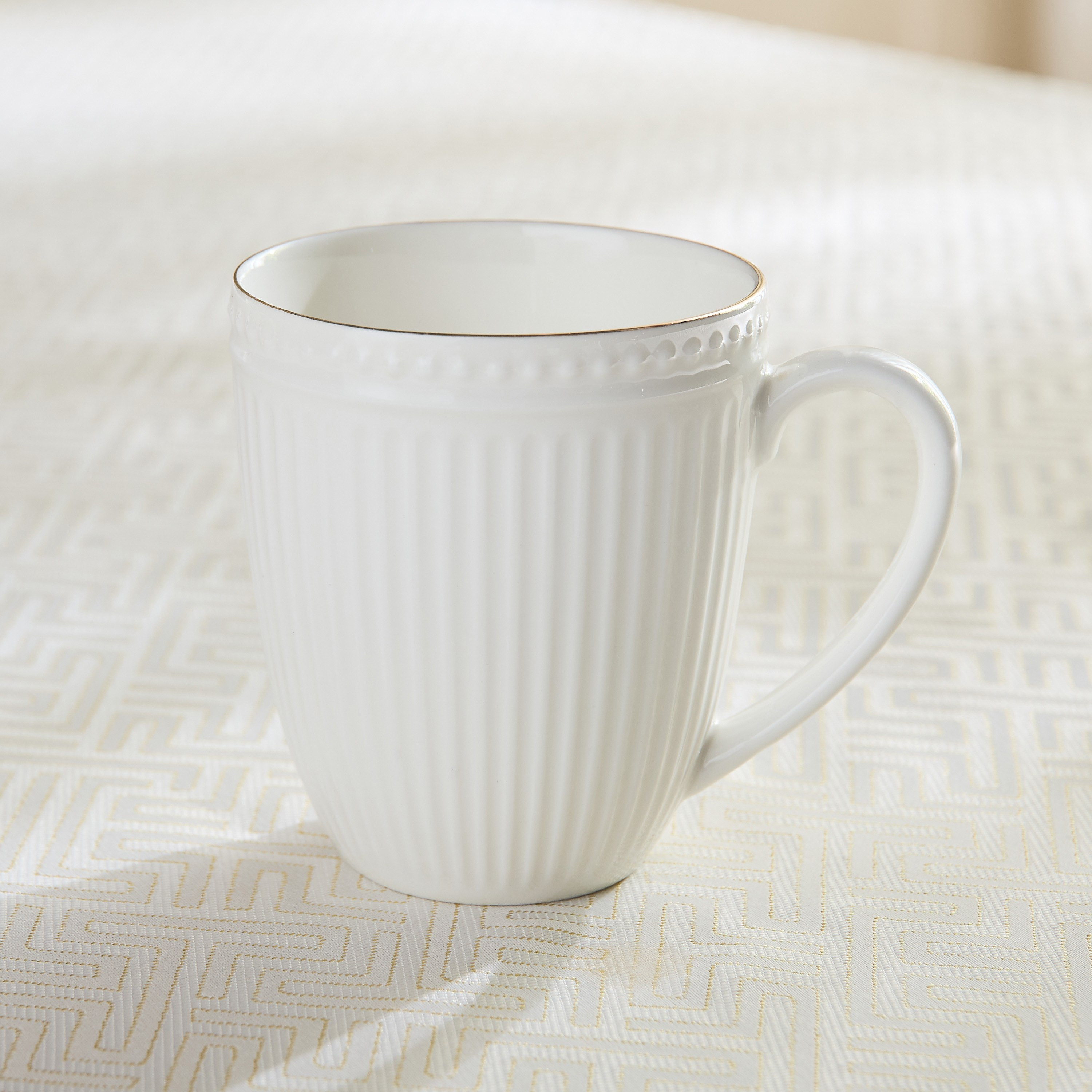 مج بتفاصيل ذهبية منقوشة - 300 مل-hbxhomeware-diningandtabletop-coffeeandteasets-image-2