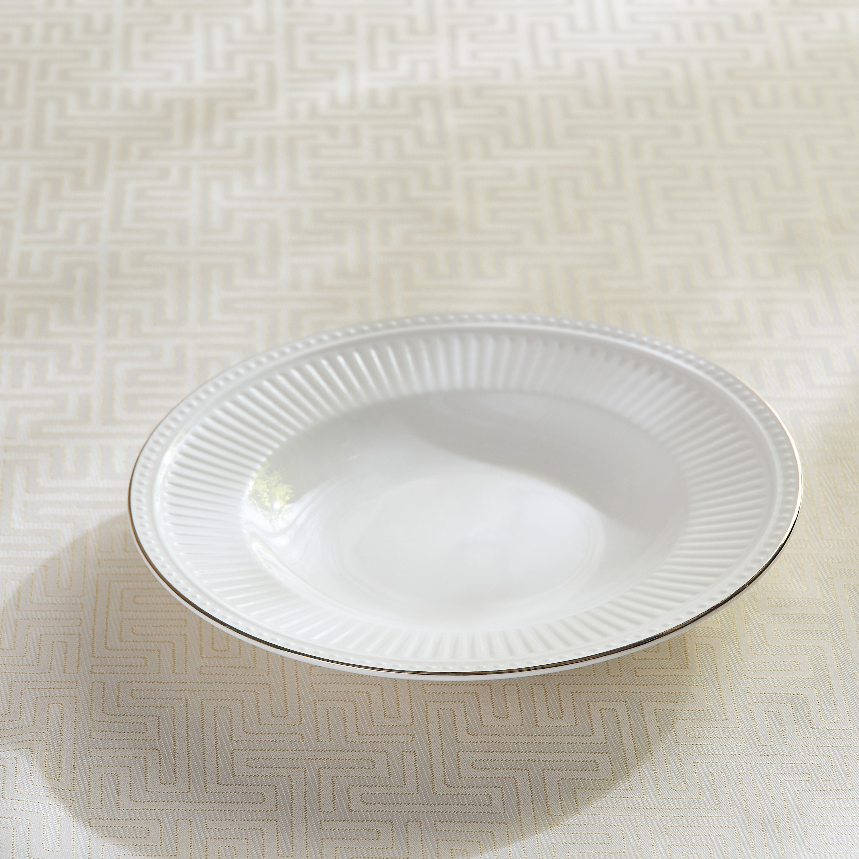 صحن شوربة بتفاصيل ذهبية منقوشة - 22 سم-hbxdecorandfurnishings-tabletop-crockery-image-4
